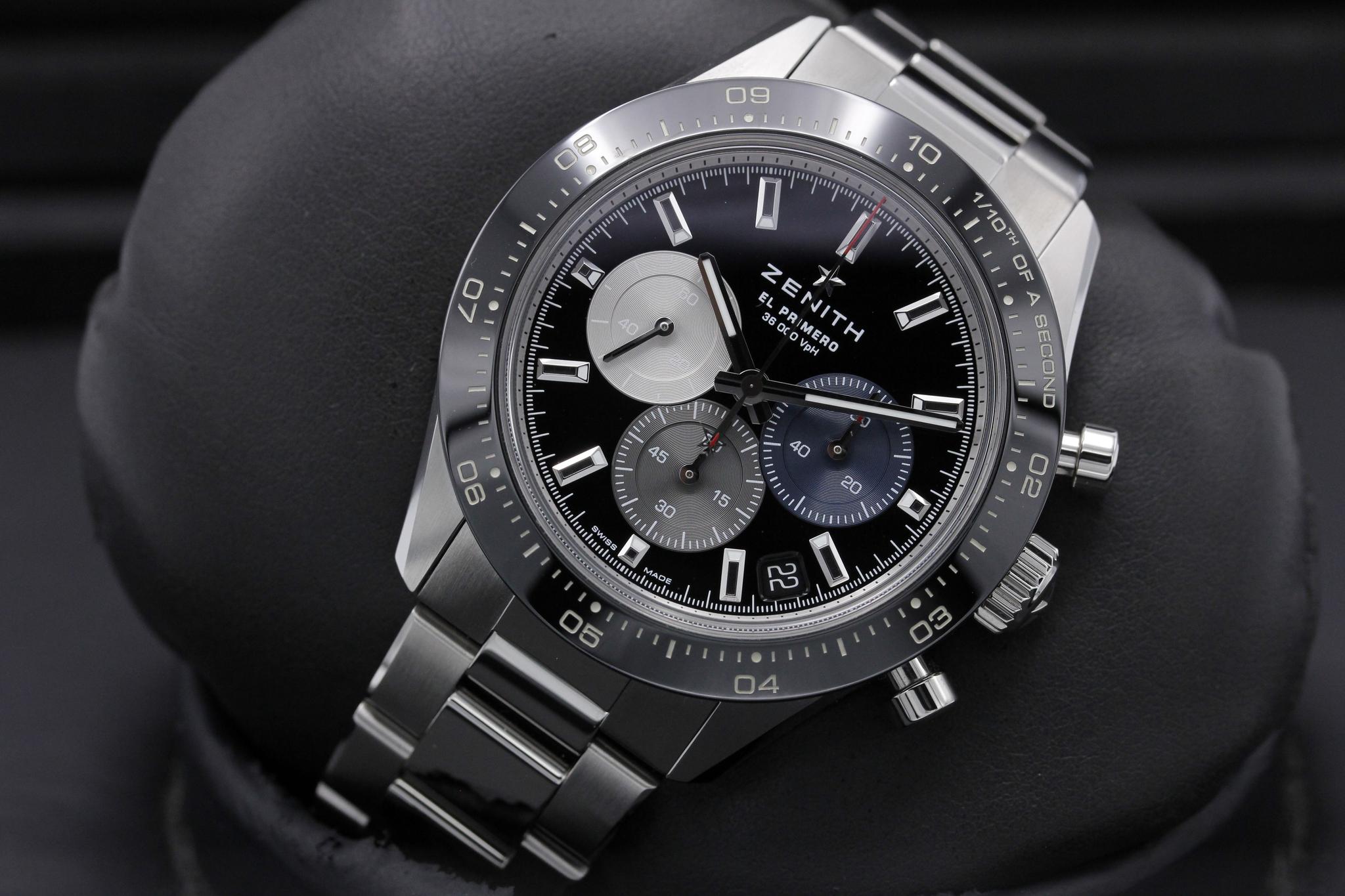 Watch Image 10