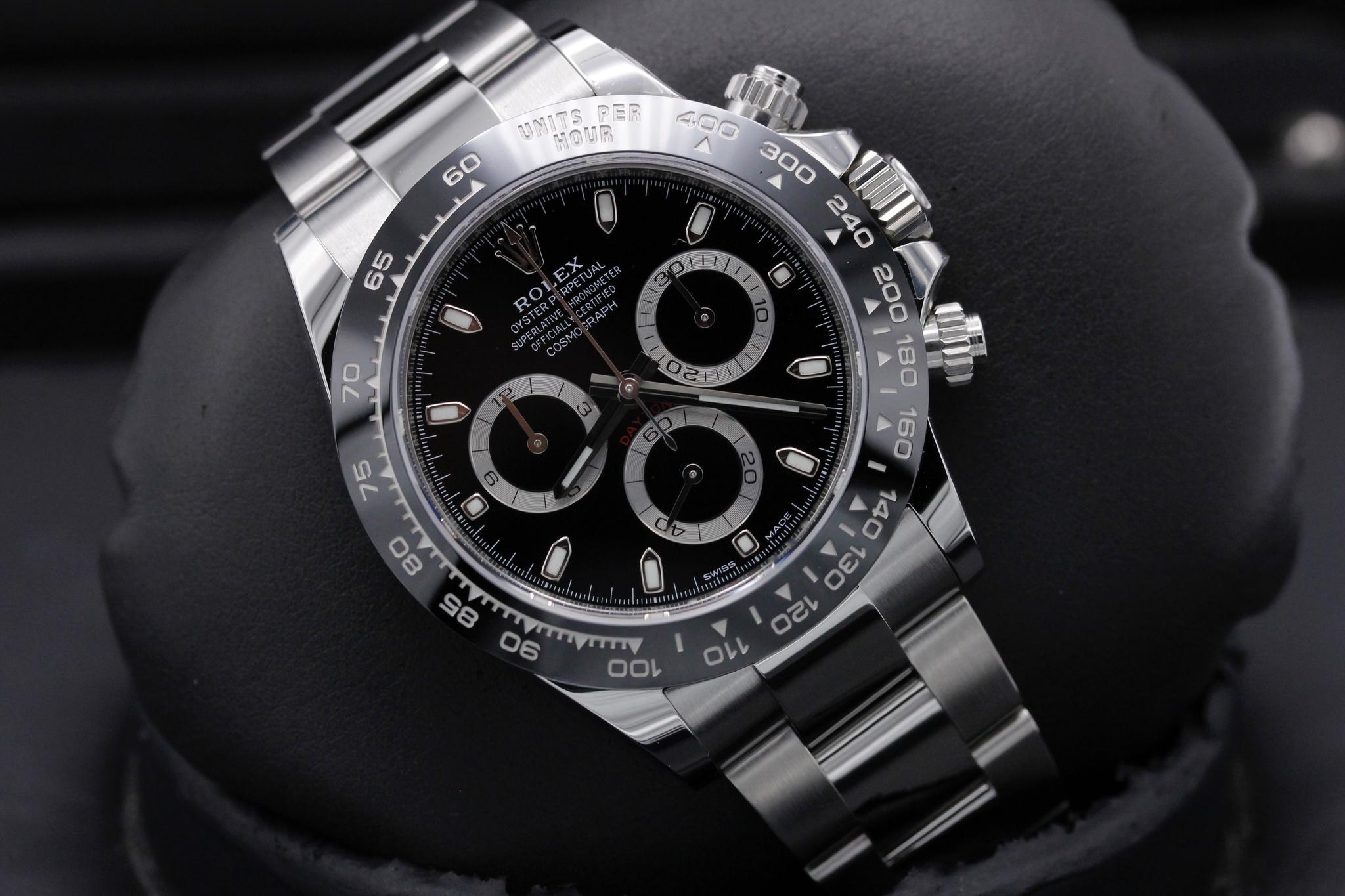 Watch Image 9