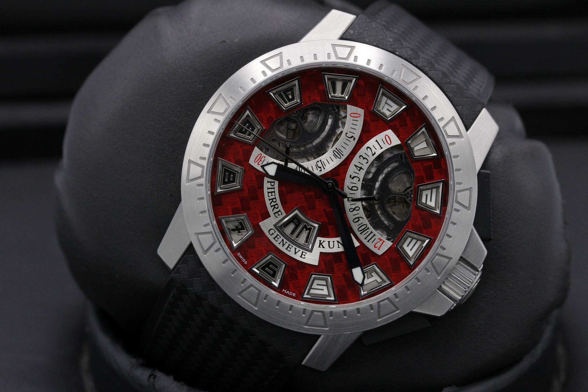 Watch Image 10