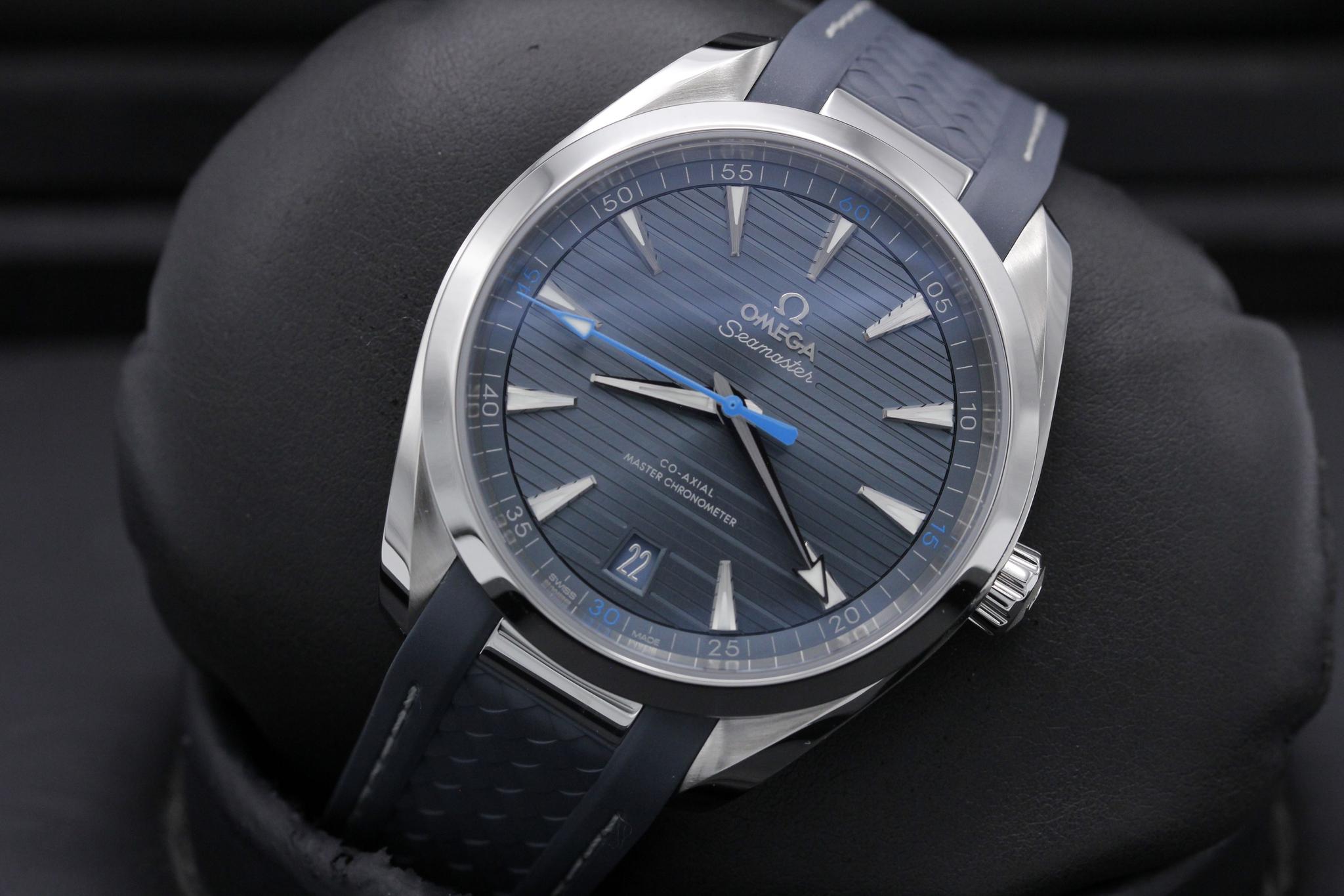 Watch Image 10