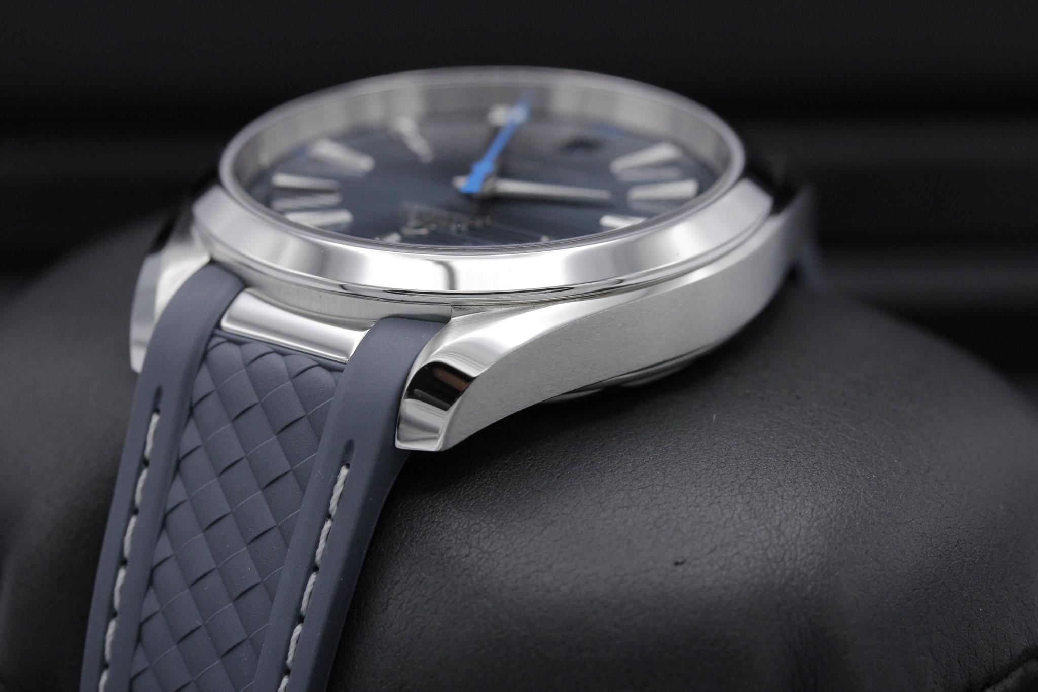Watch Image 5