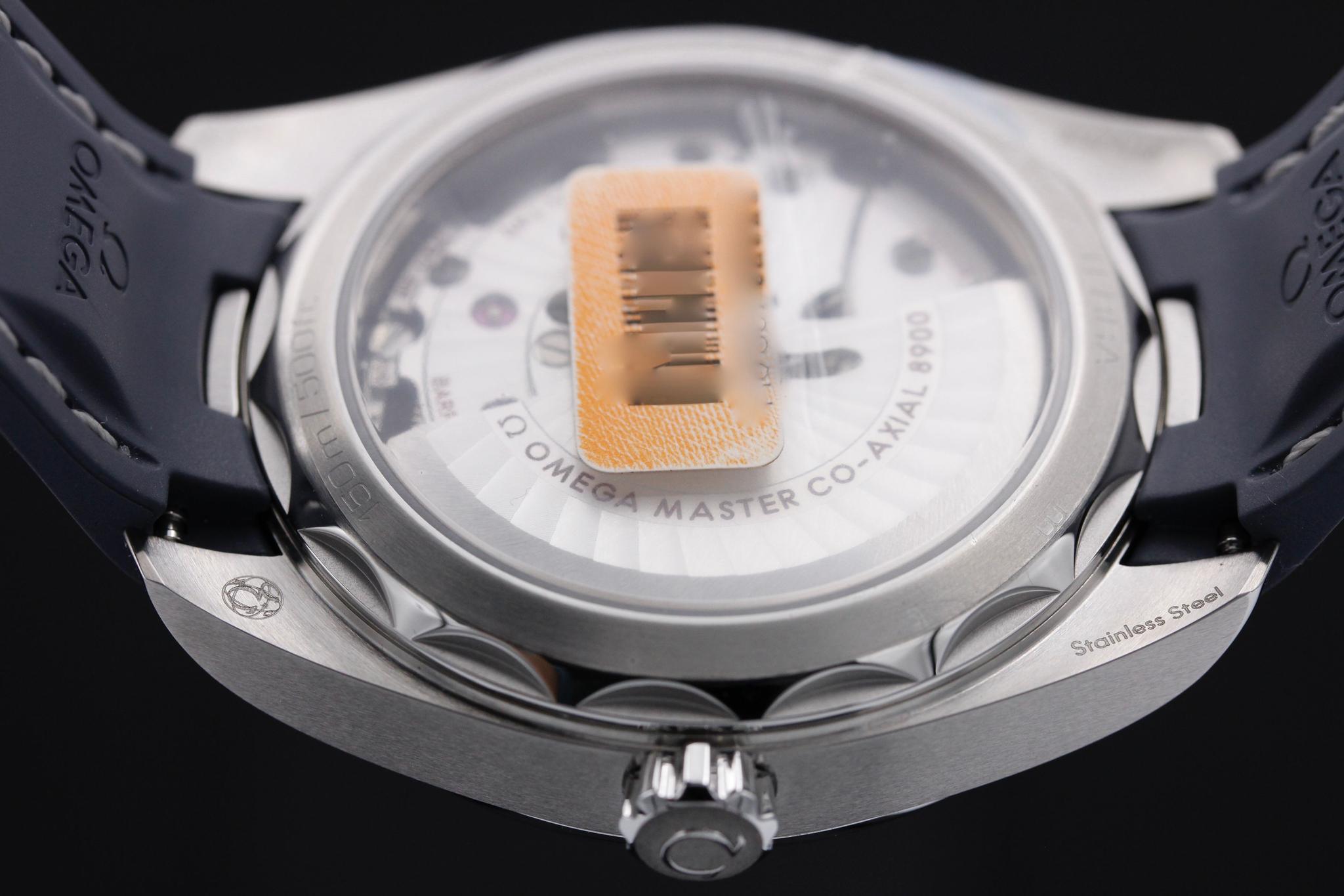Watch Image 7