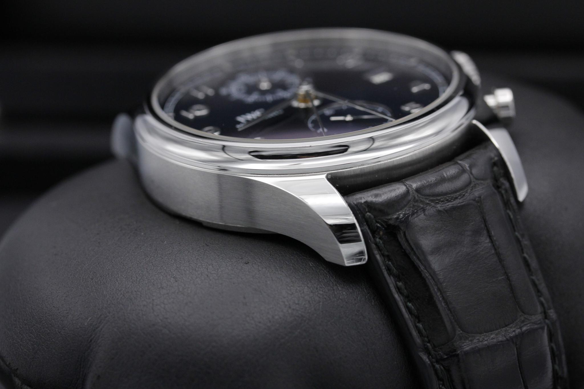 Watch Image 6