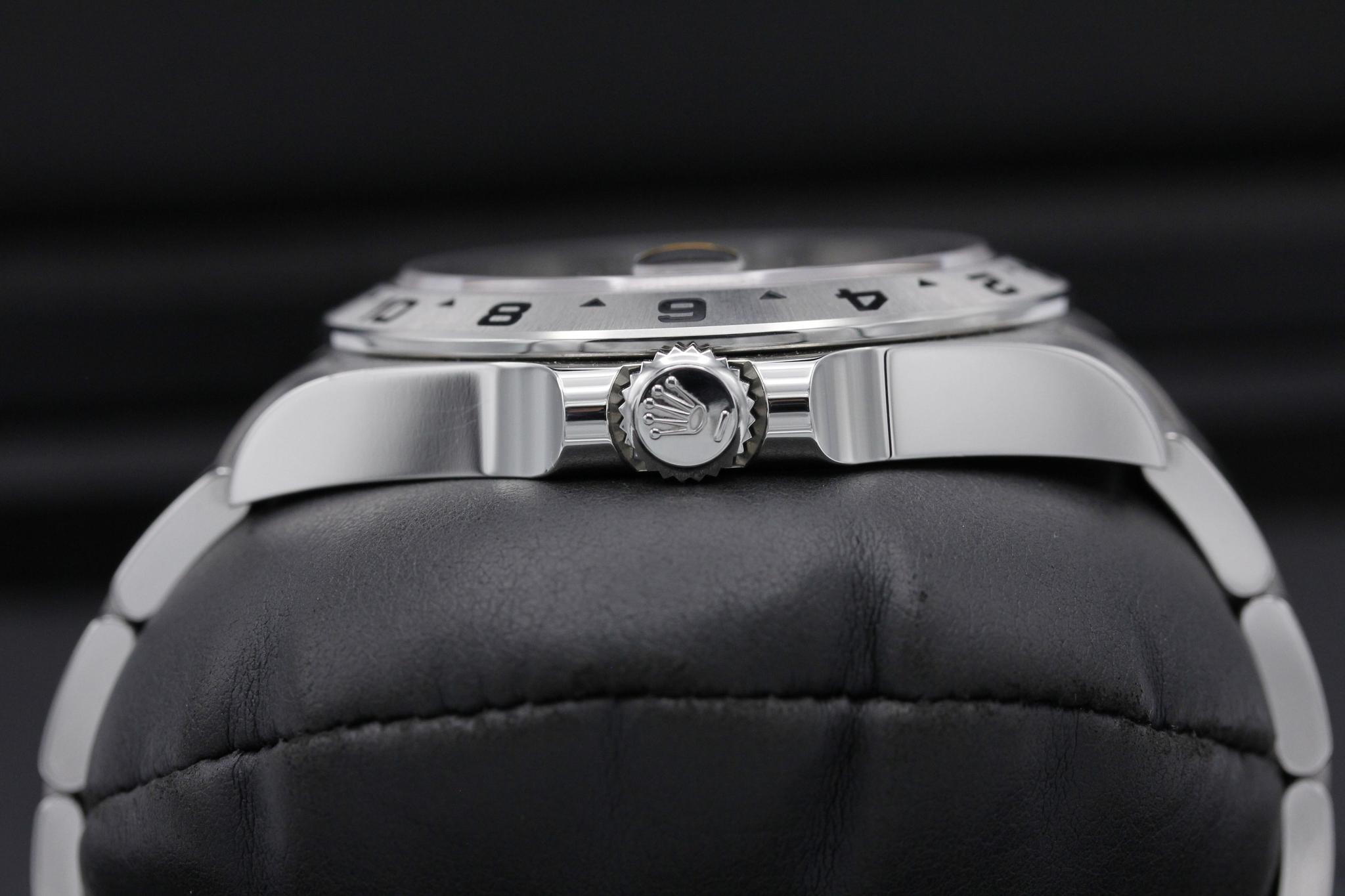 Watch Image 3