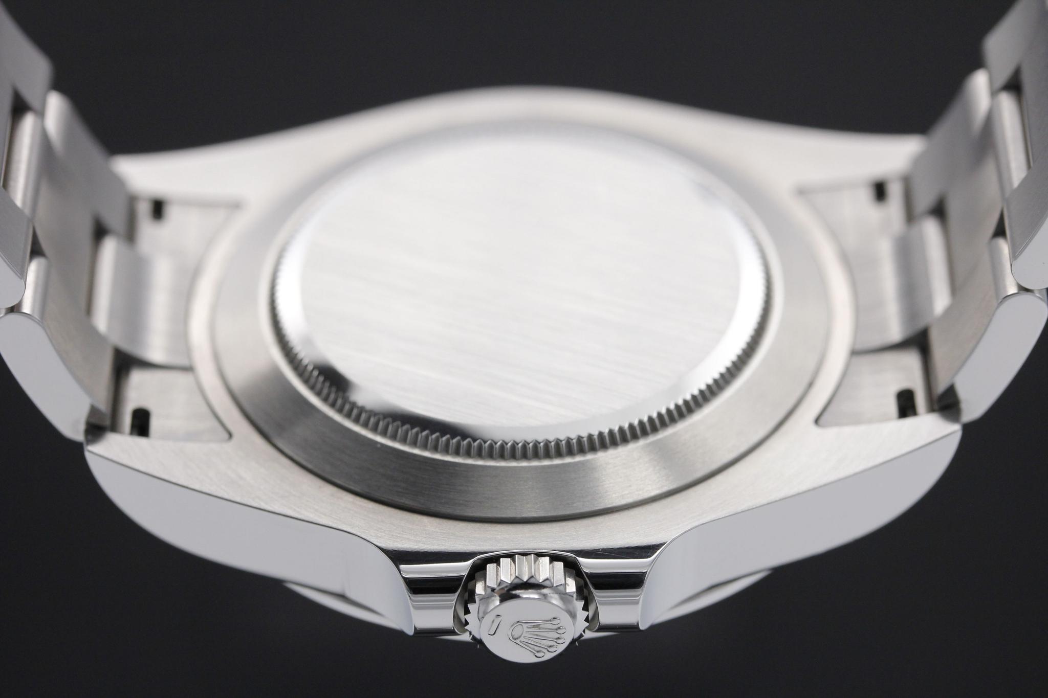 Watch Image 7