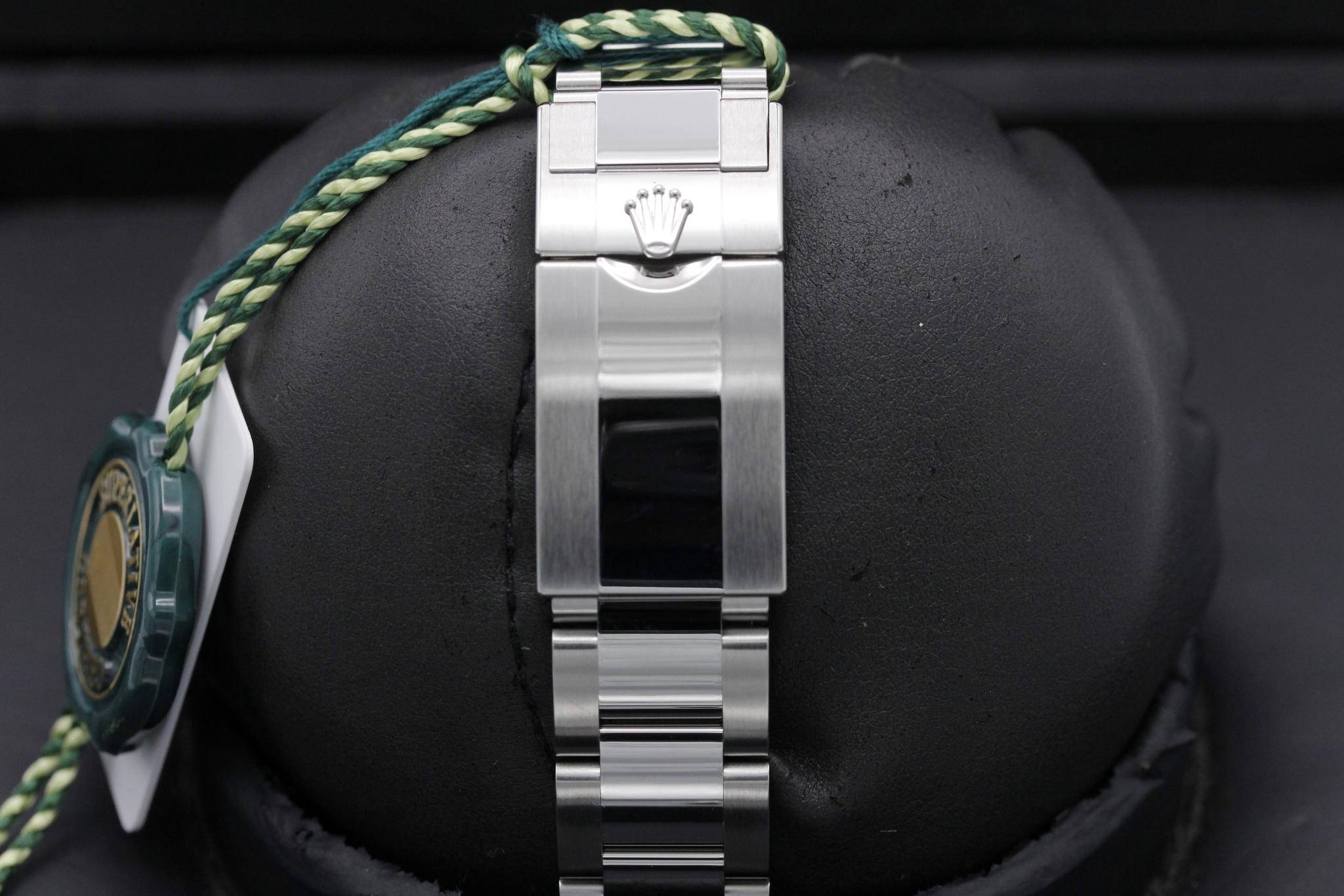 Watch Image 8