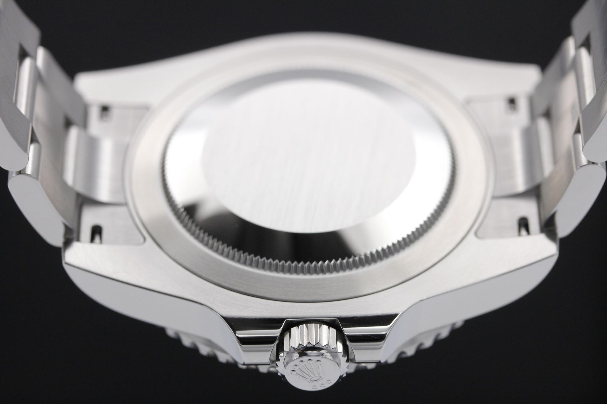 Watch Image 7
