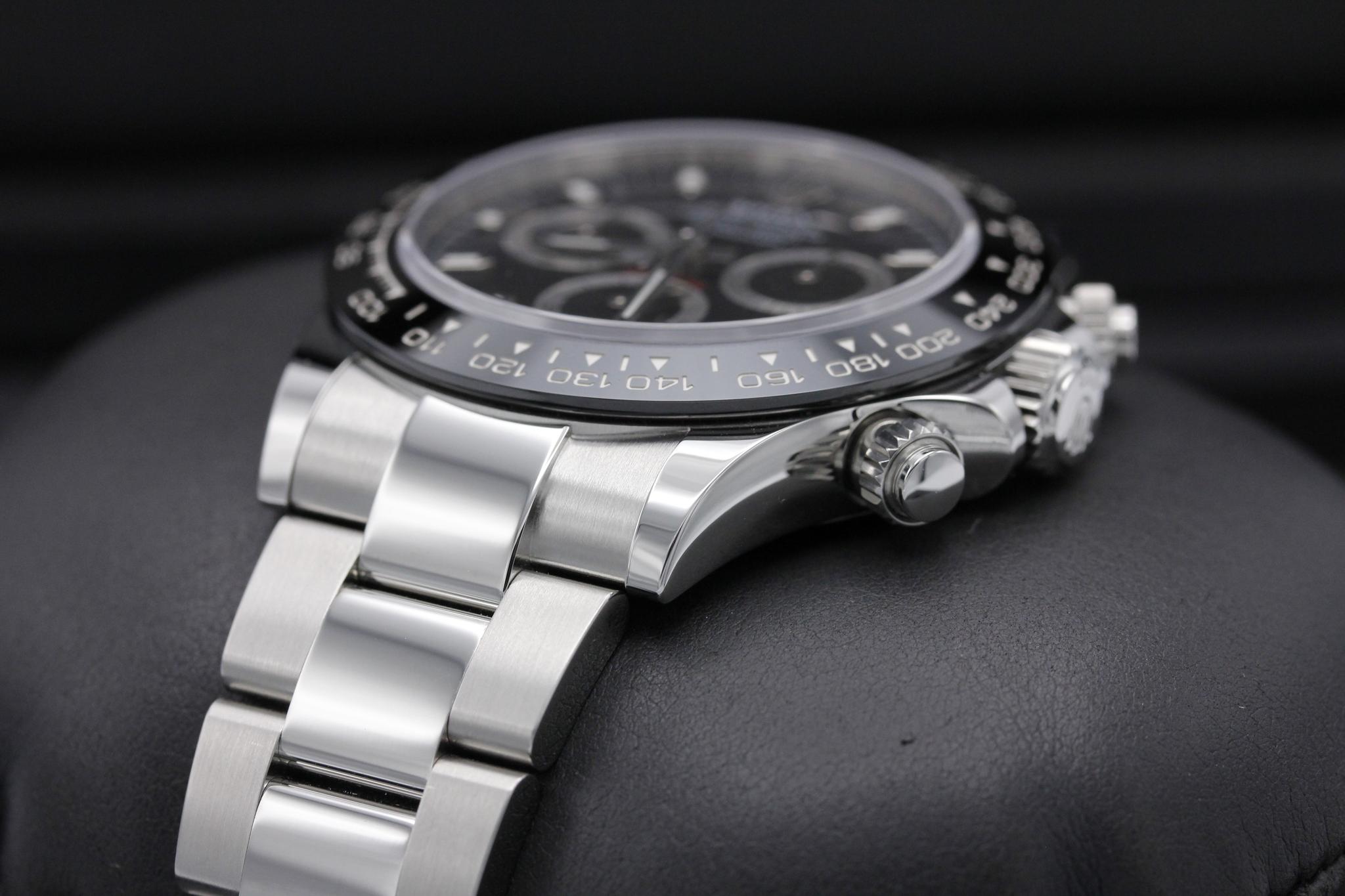 Watch Image 2