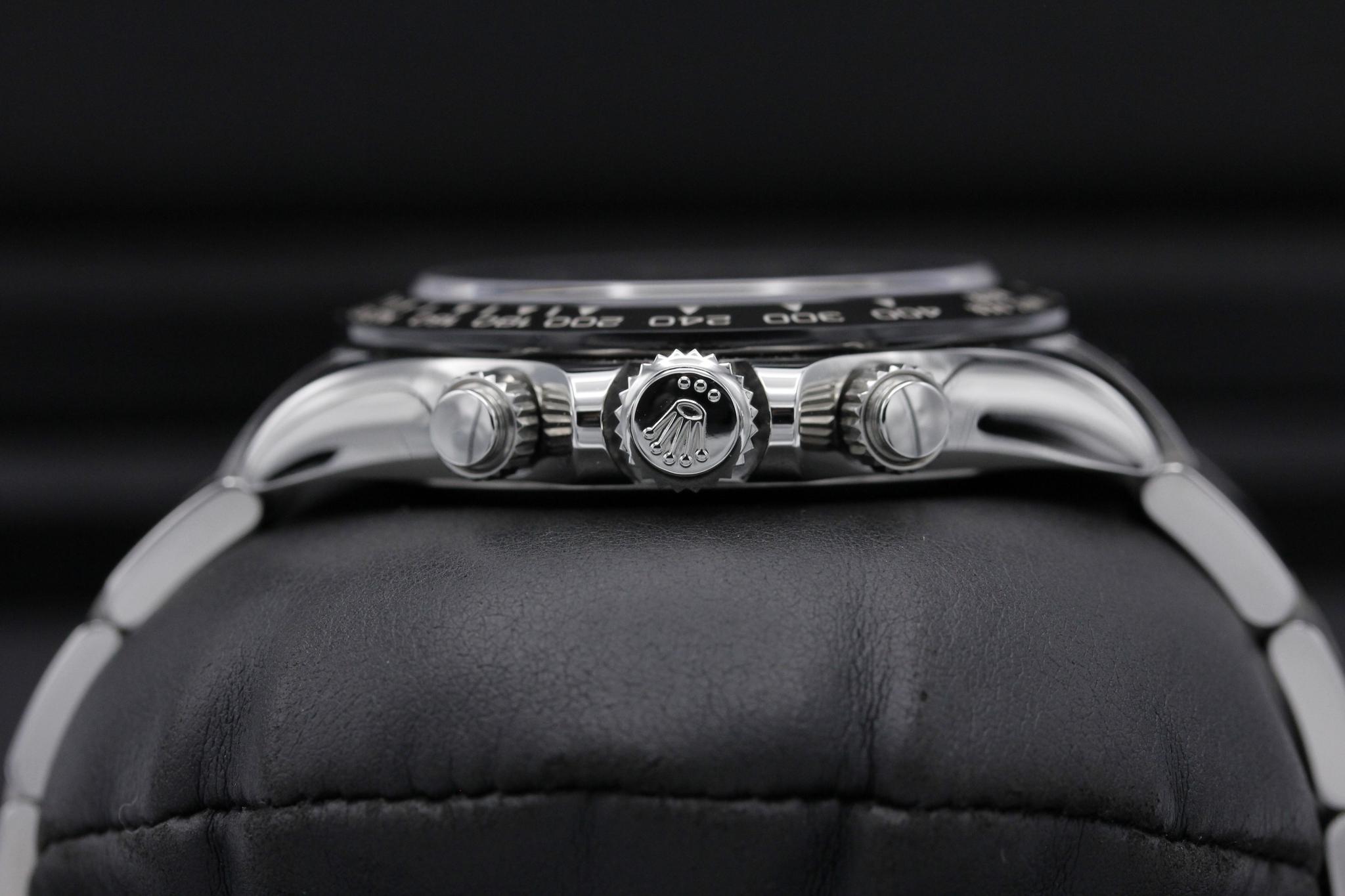 Watch Image 3