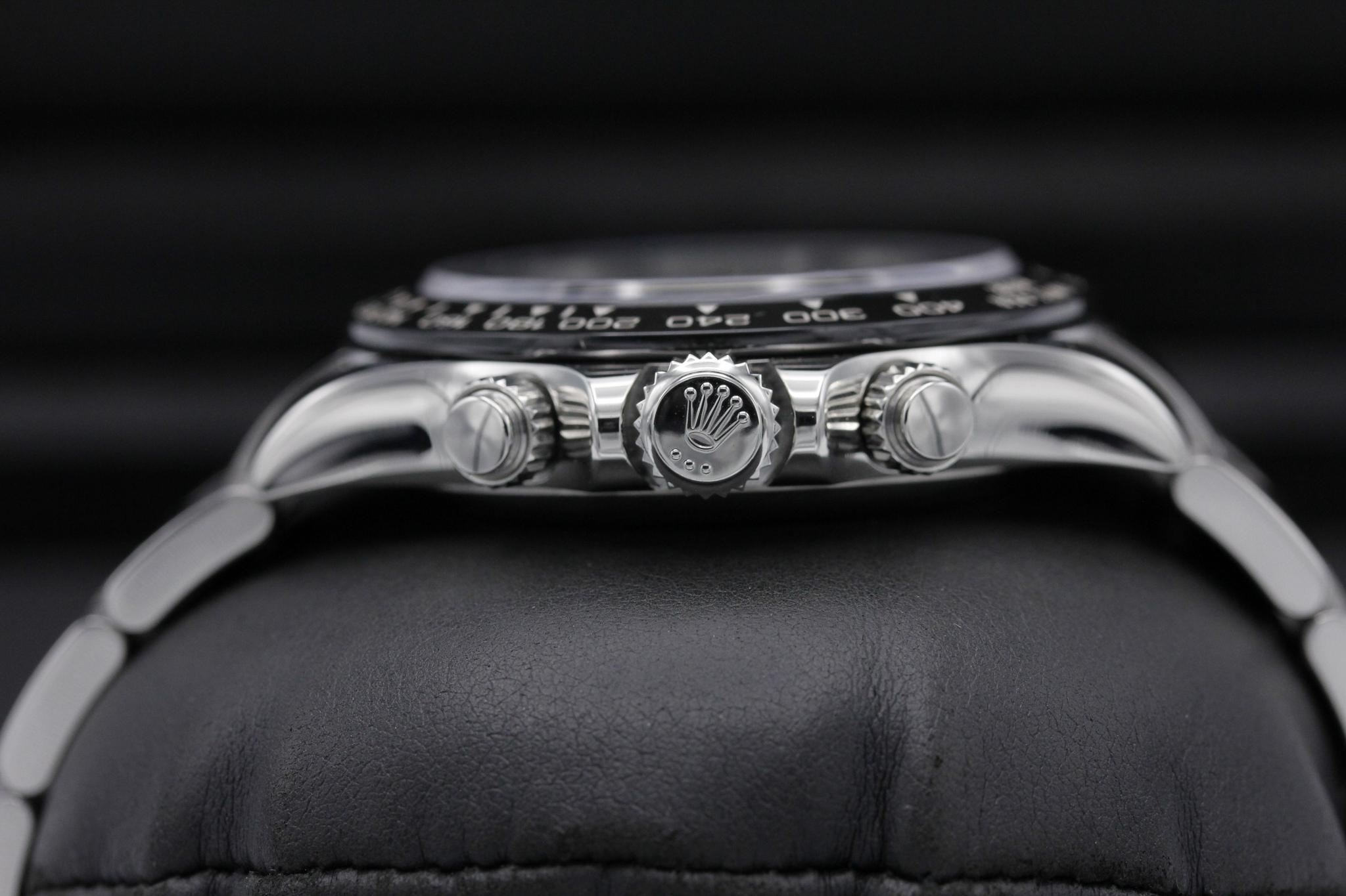 Watch Image 3