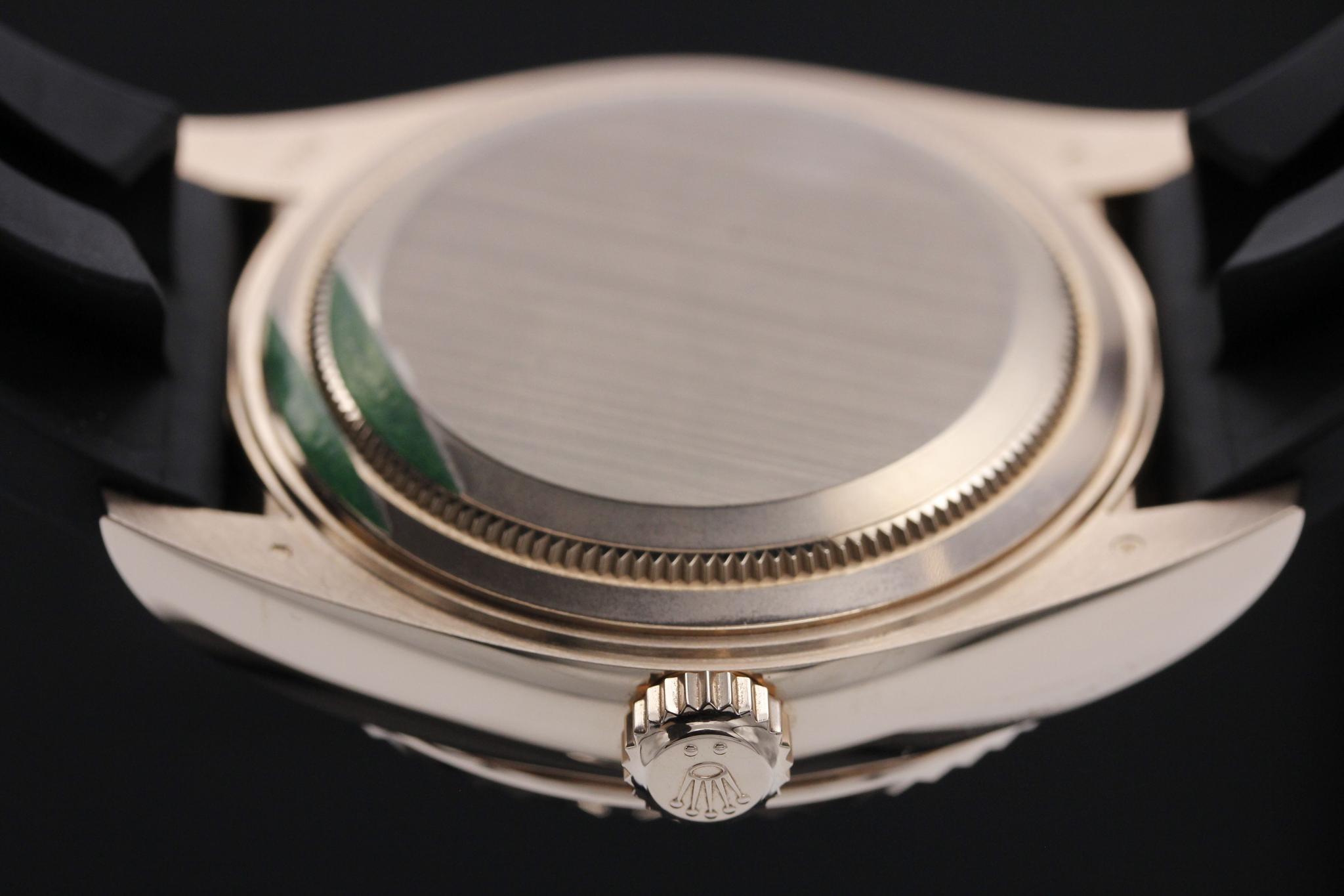 Watch Image 7