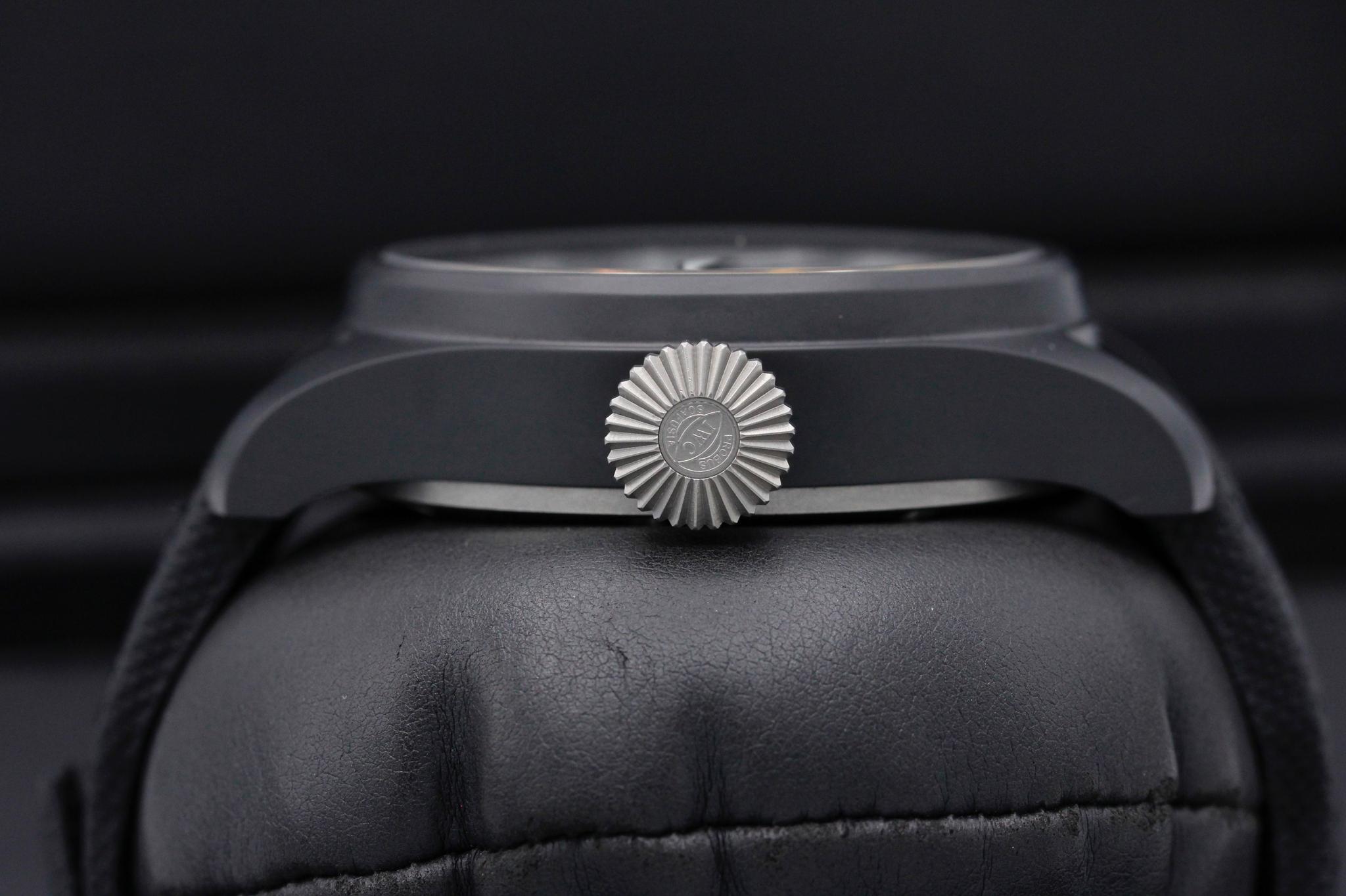 Watch Image 3