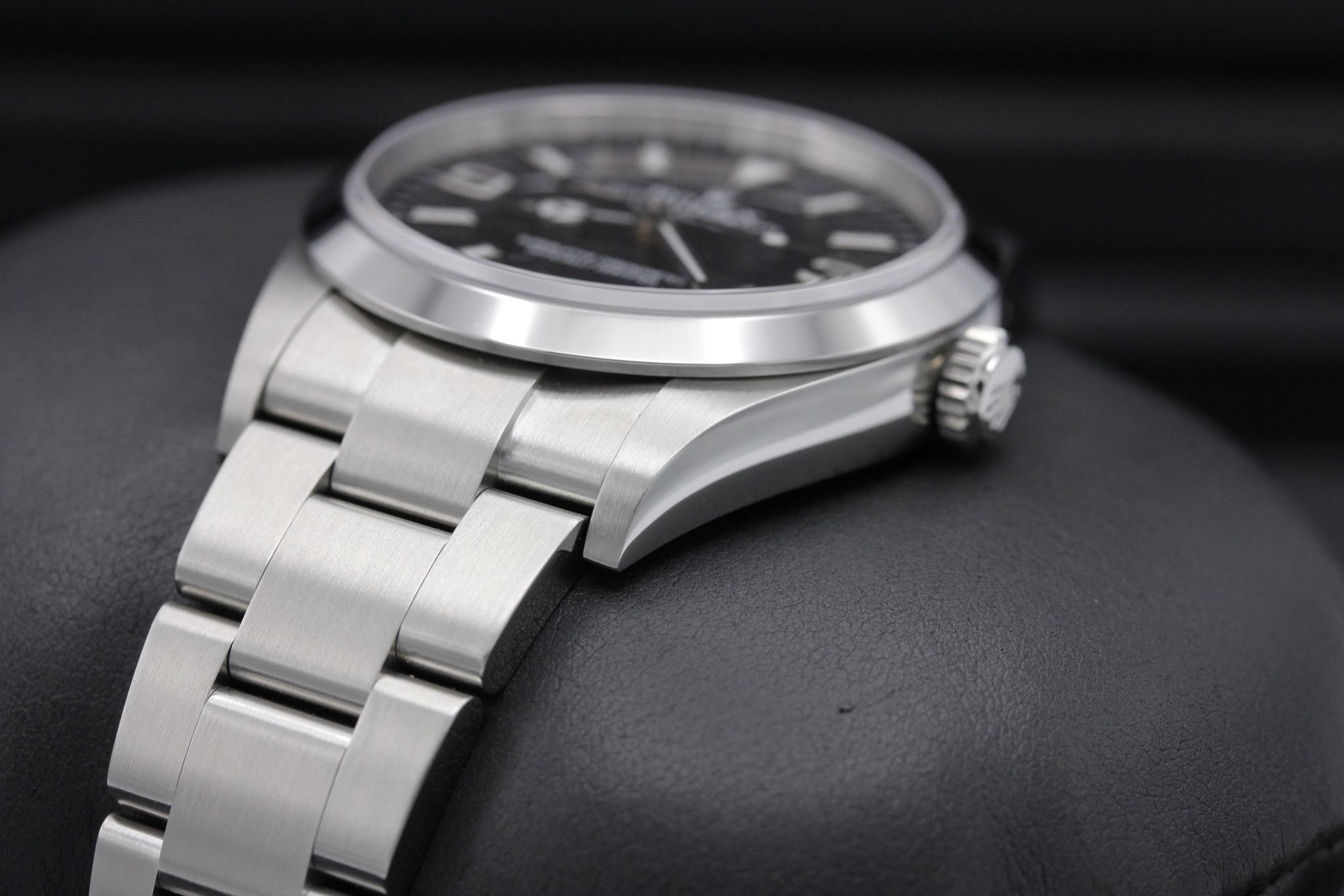 Watch Image 2