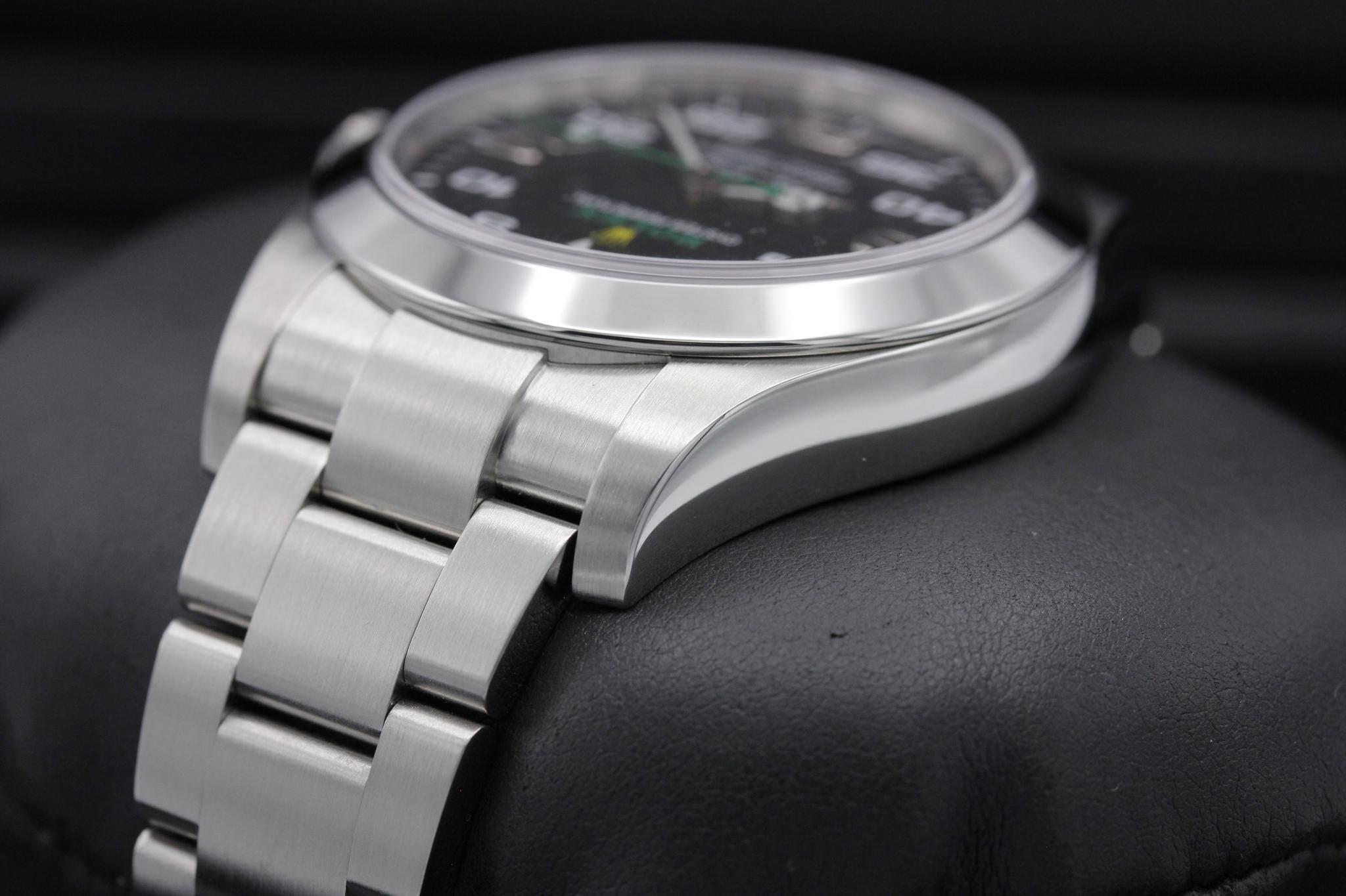 Watch Image 5
