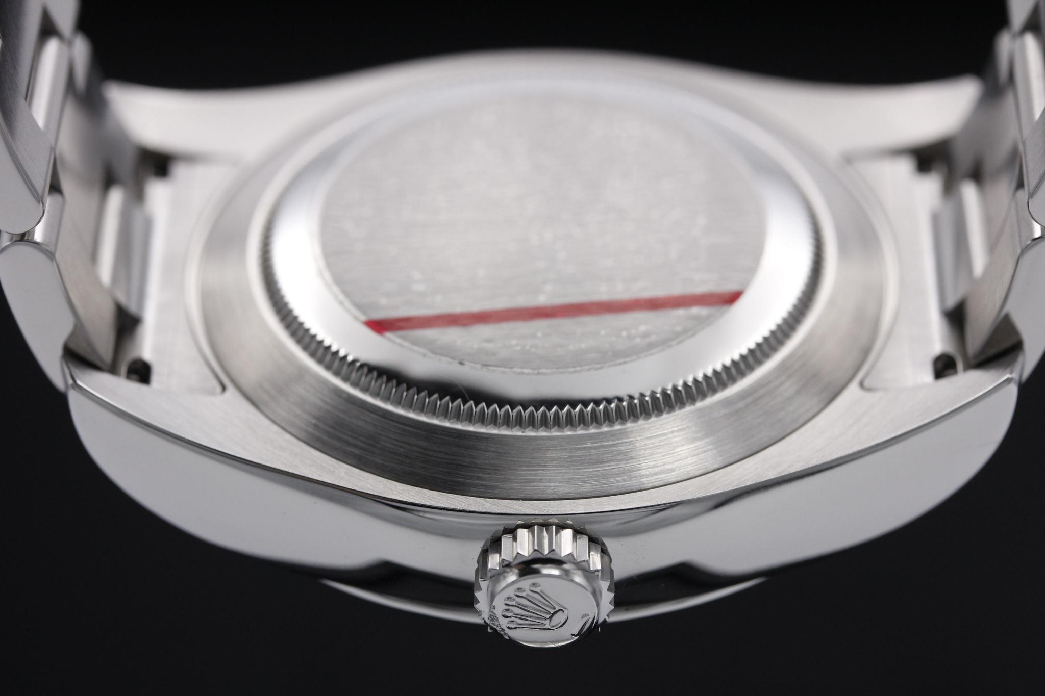 Watch Image 7