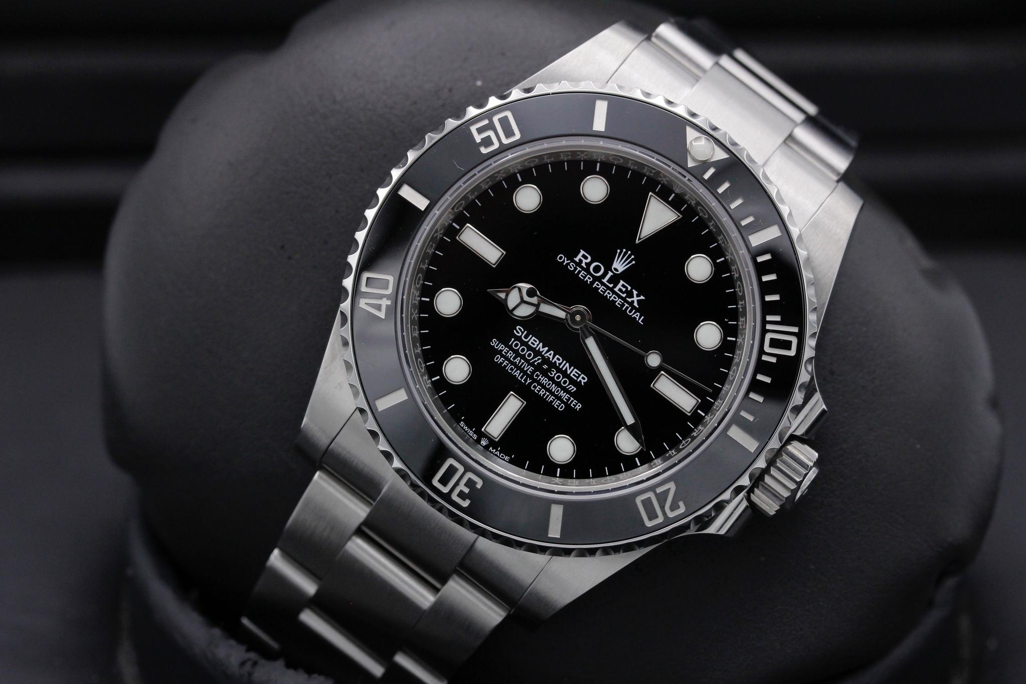 Watch Image 9