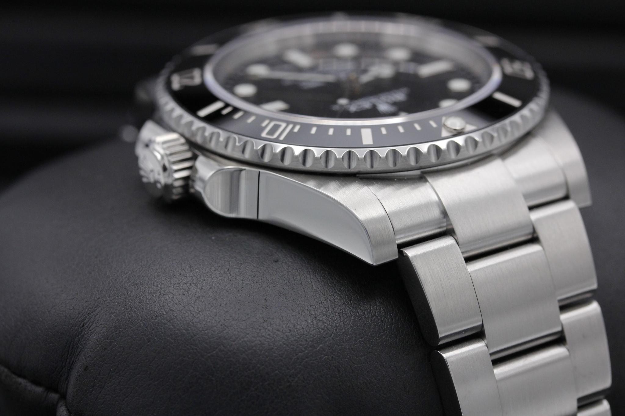 Watch Image 4