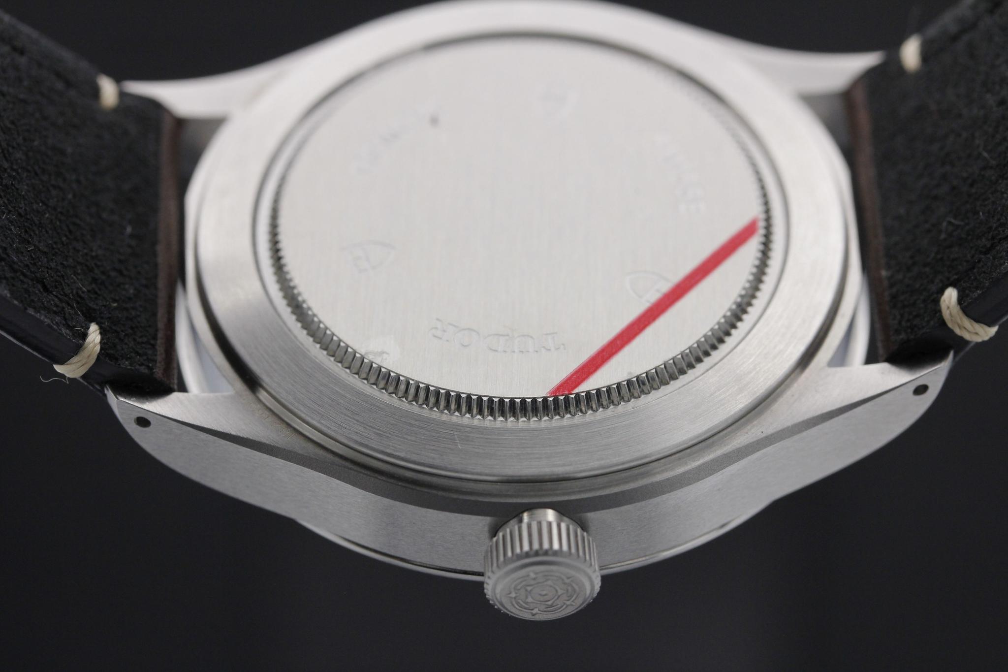 Watch Image 7