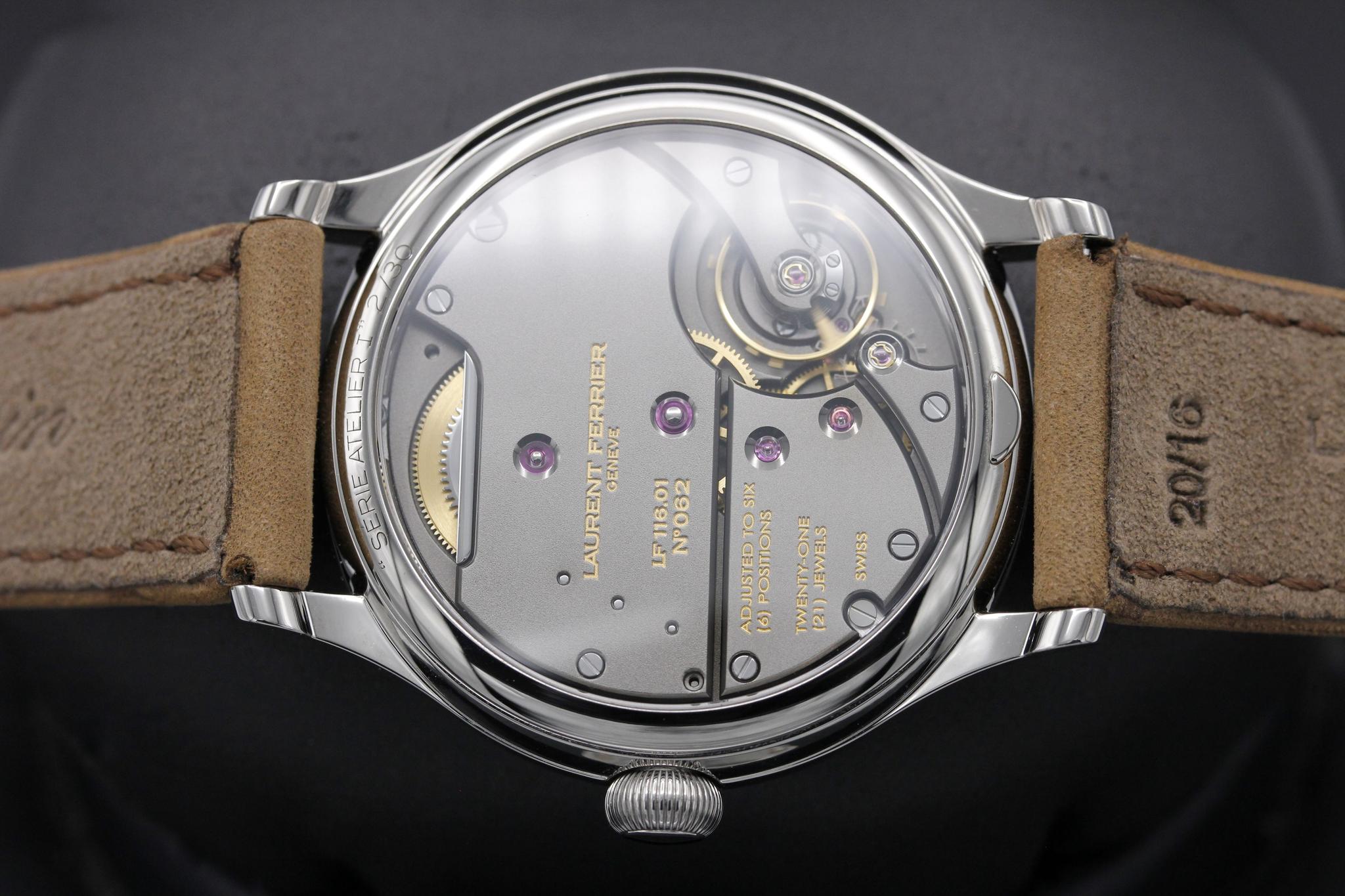 Watch Image 7