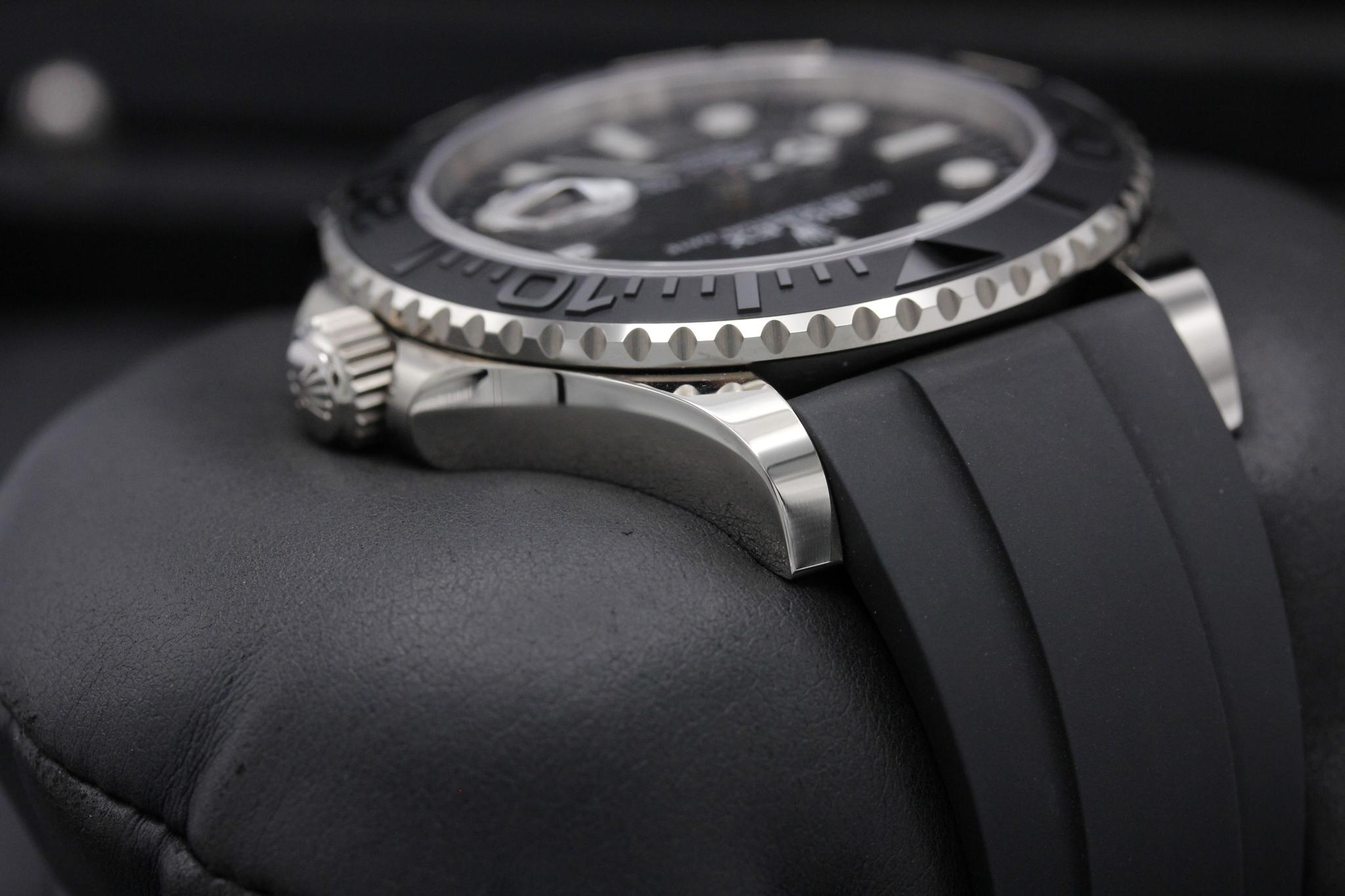 Watch Image 4