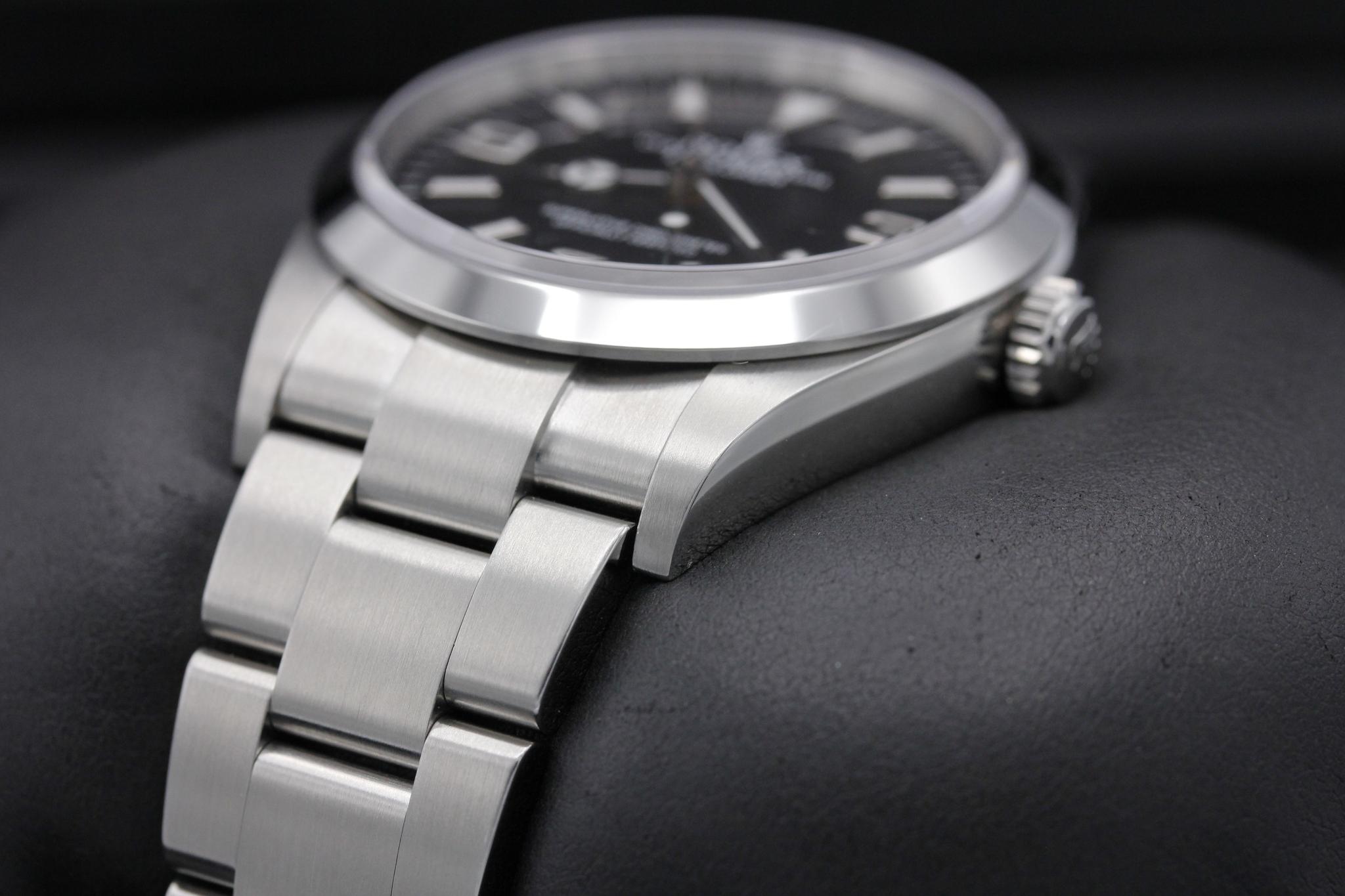 Watch Image 2
