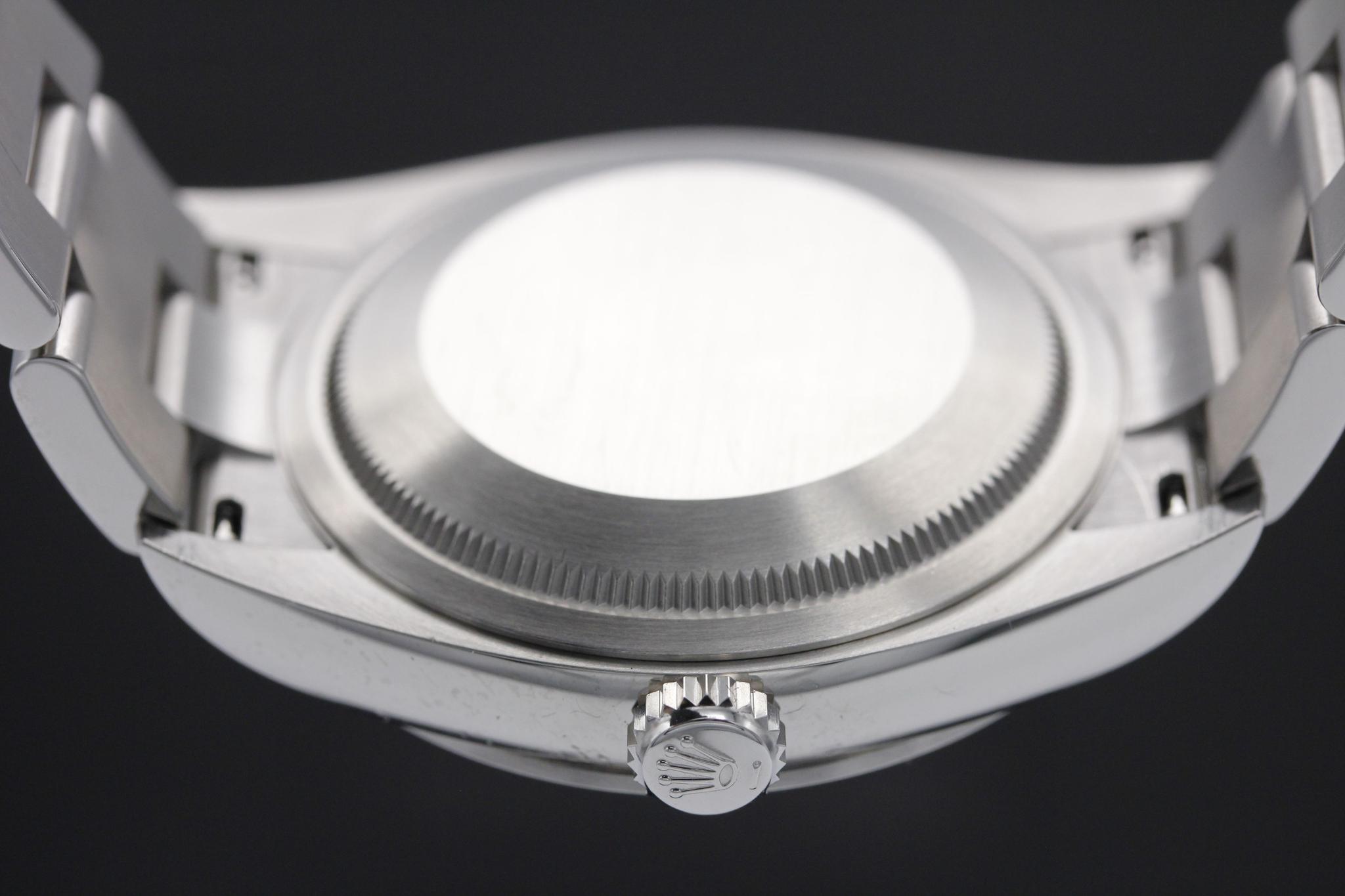Watch Image 7