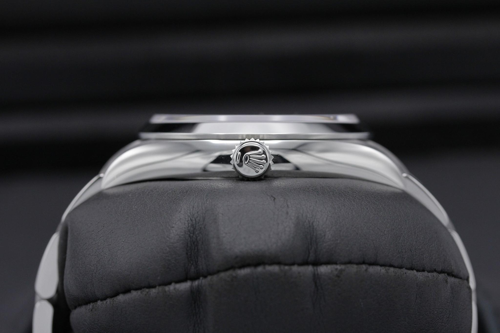 Watch Image 3