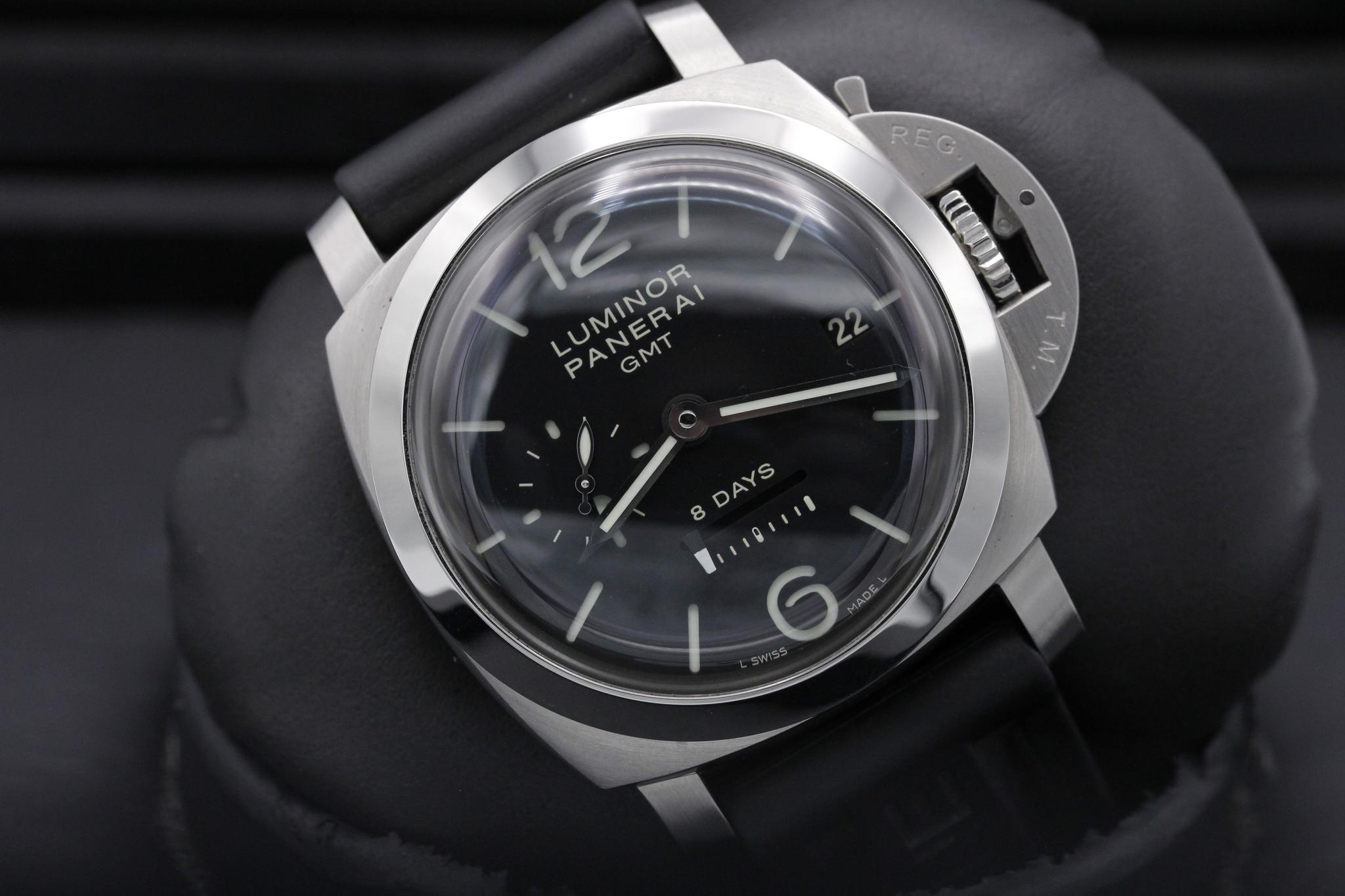 Watch Image 9