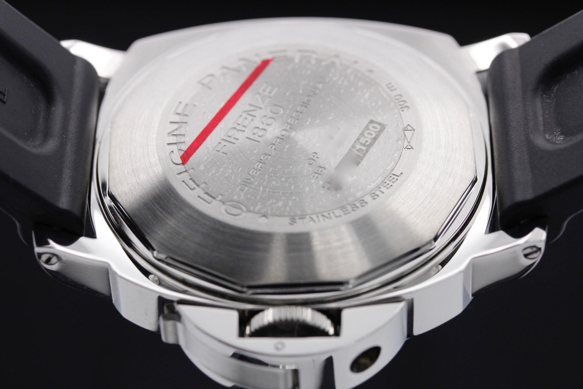 Watch Image 7