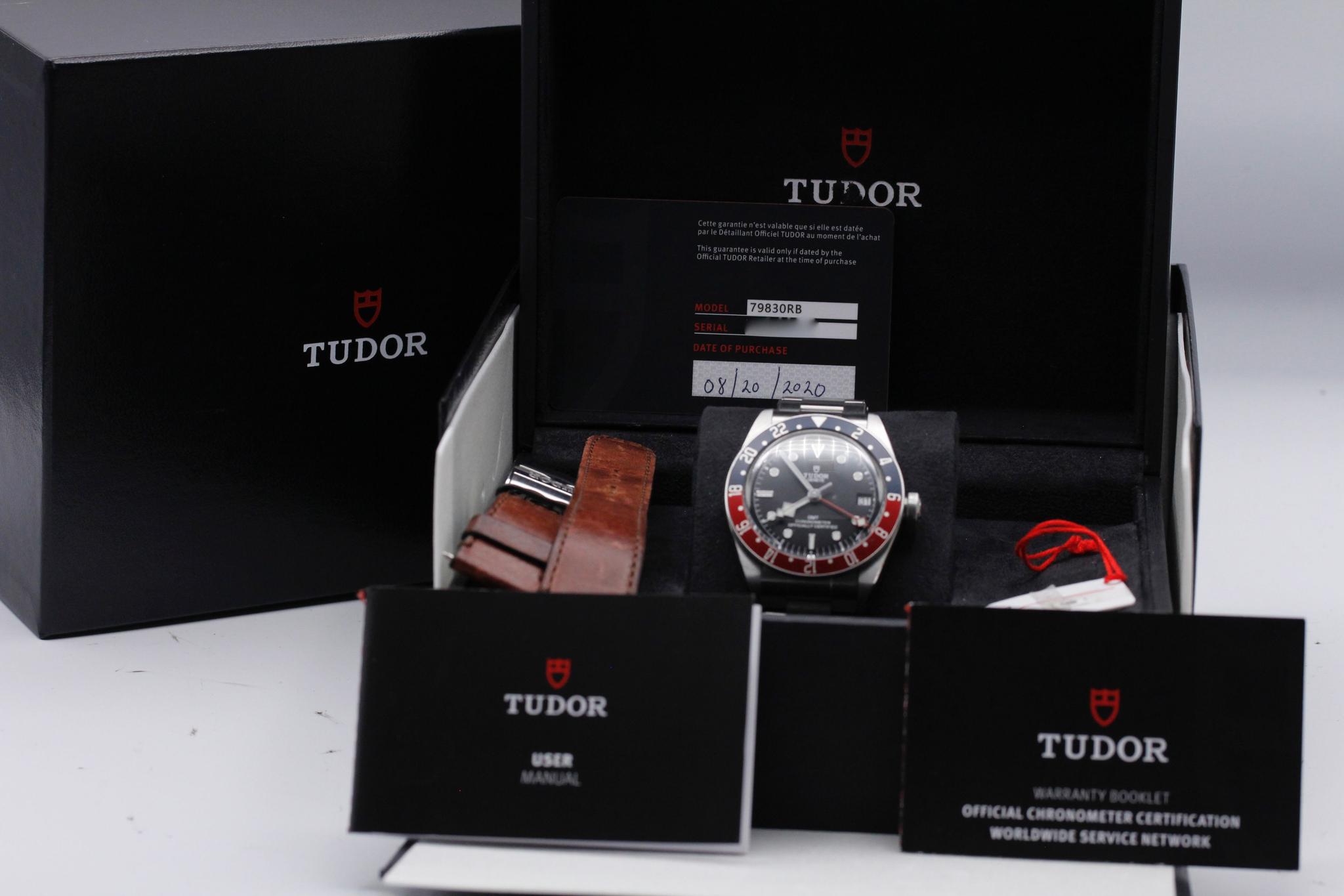 Watch Image 11