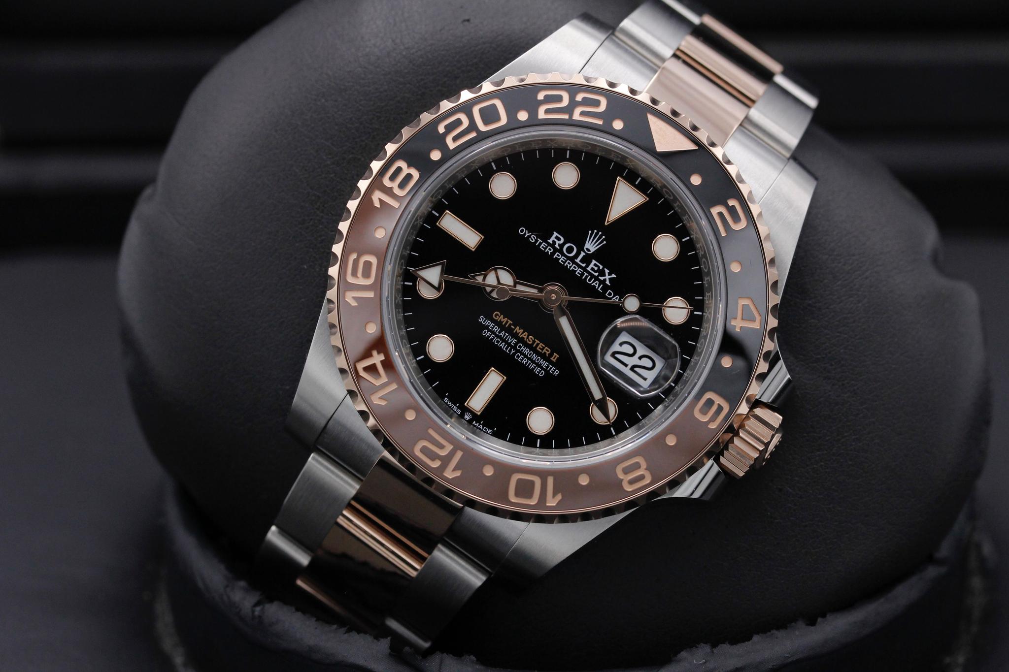 Watch Image 10