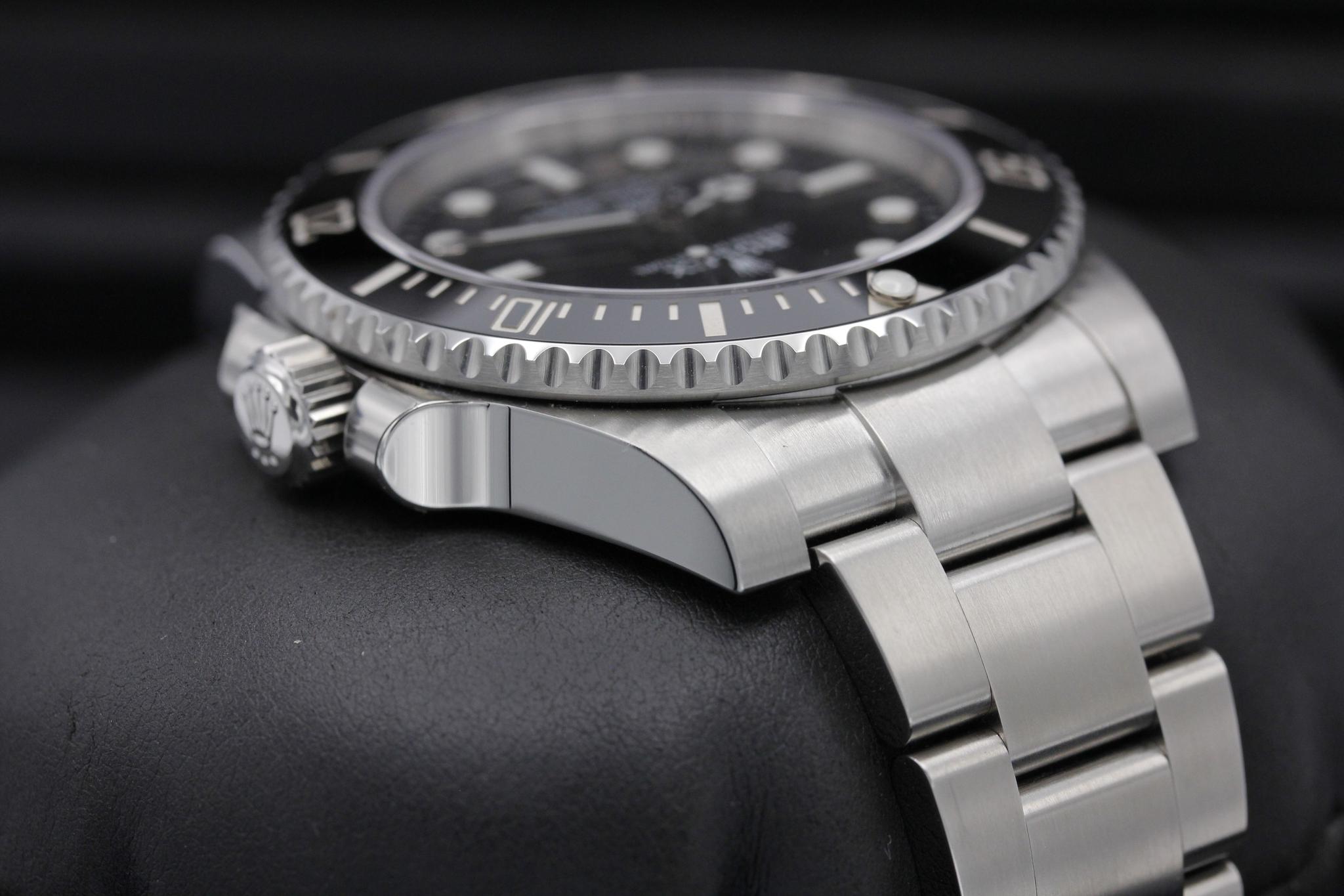 Watch Image 4