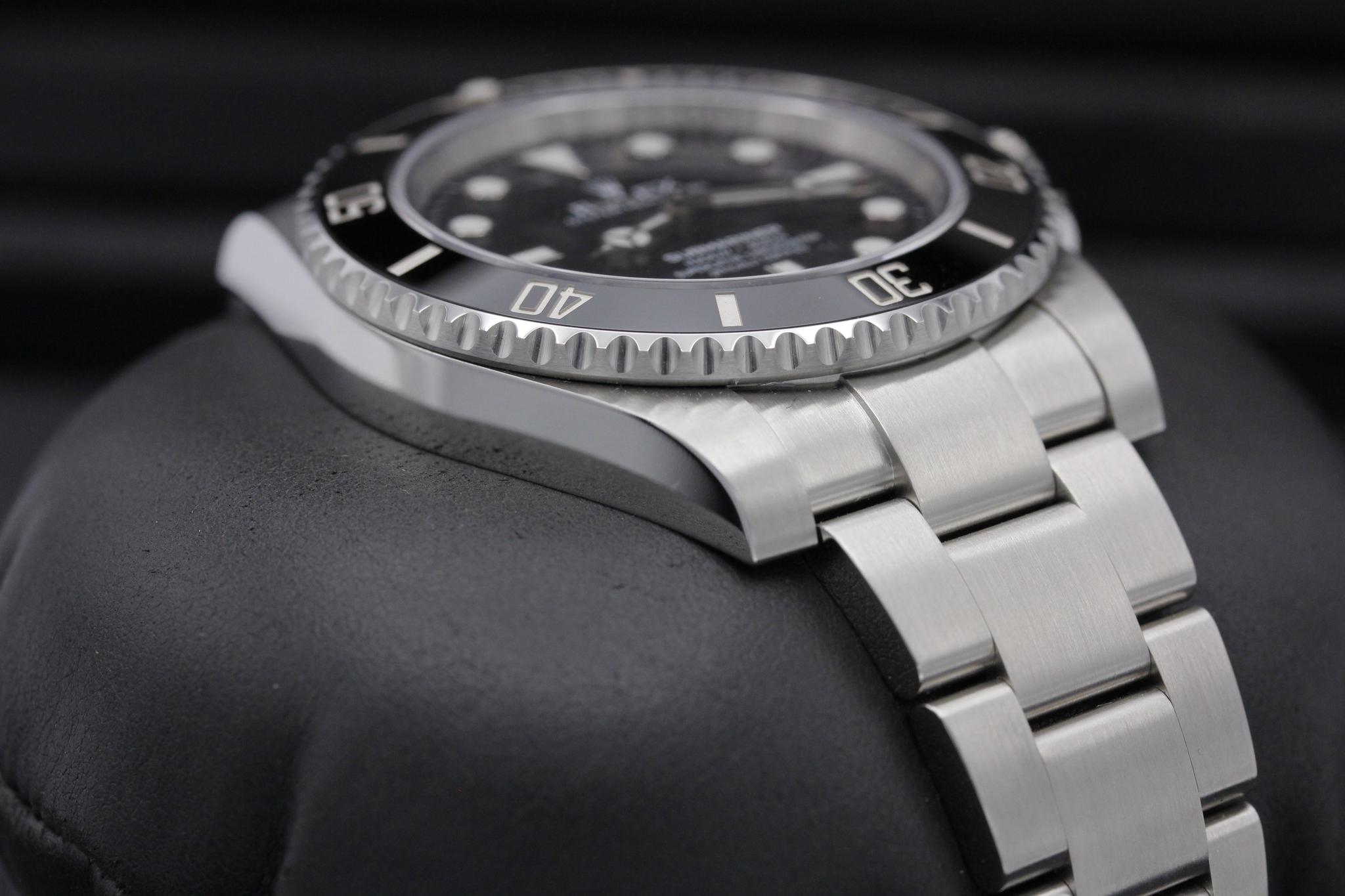 Watch Image 6