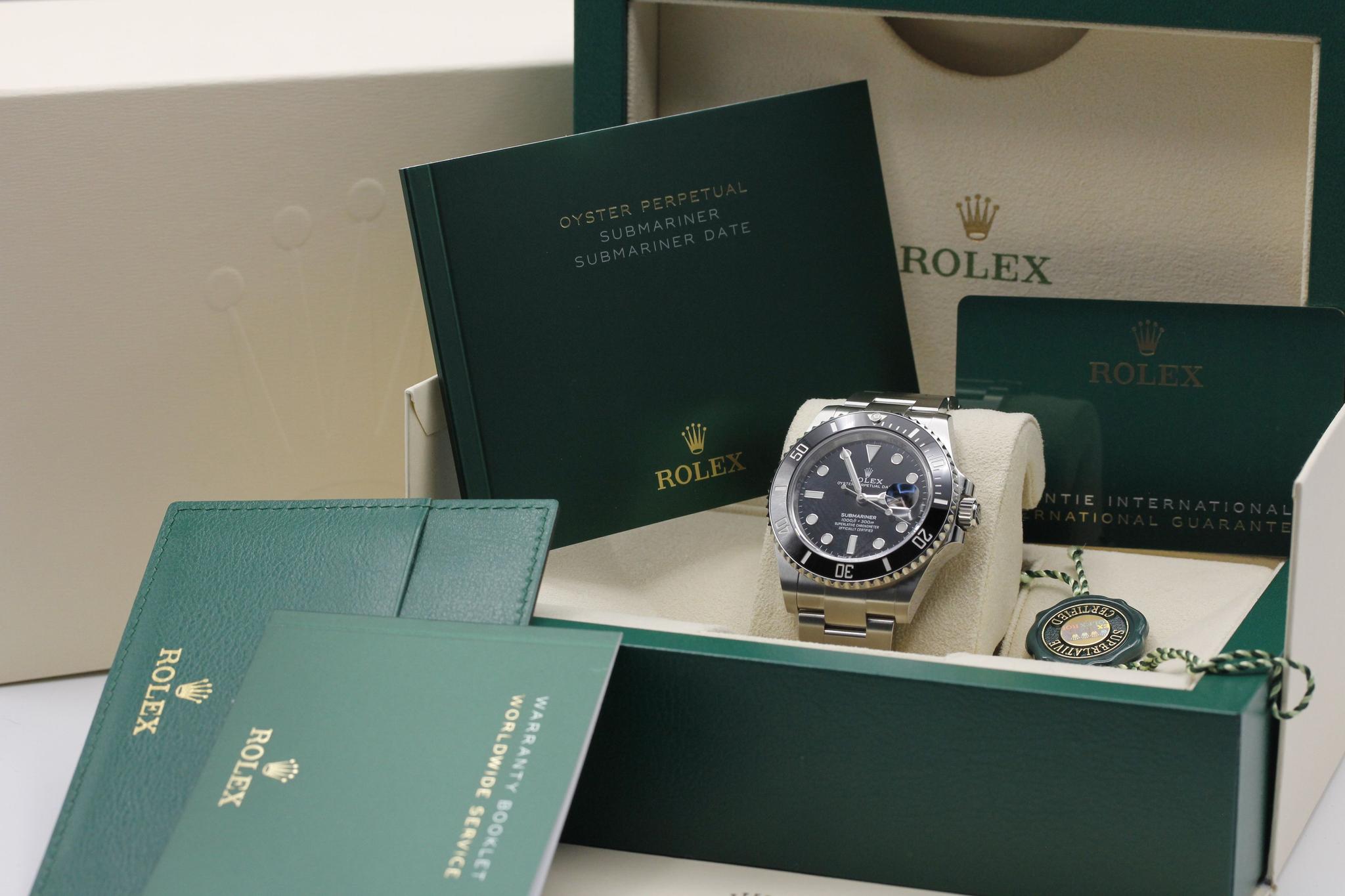 Watch Image 11