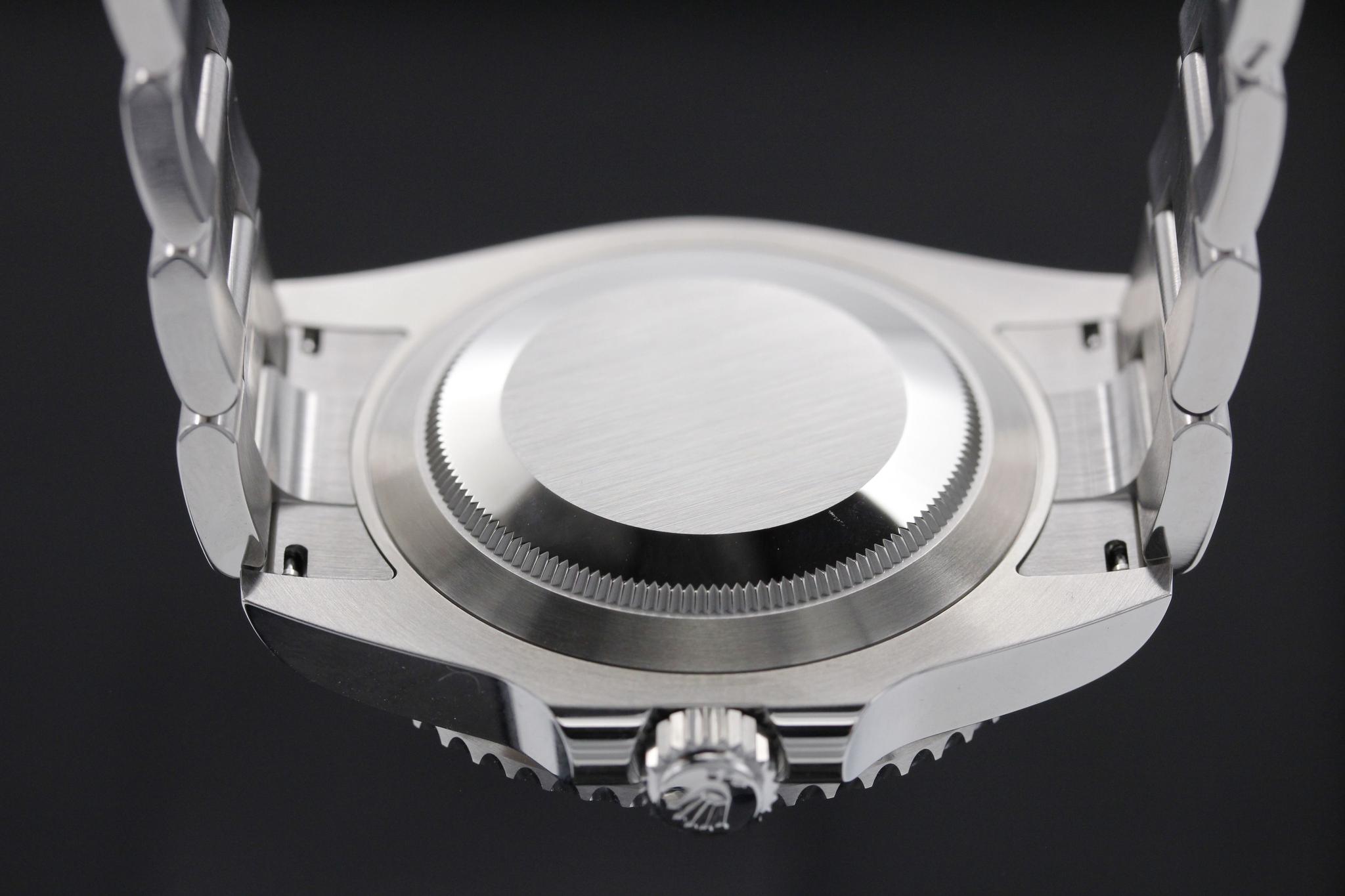 Watch Image 7