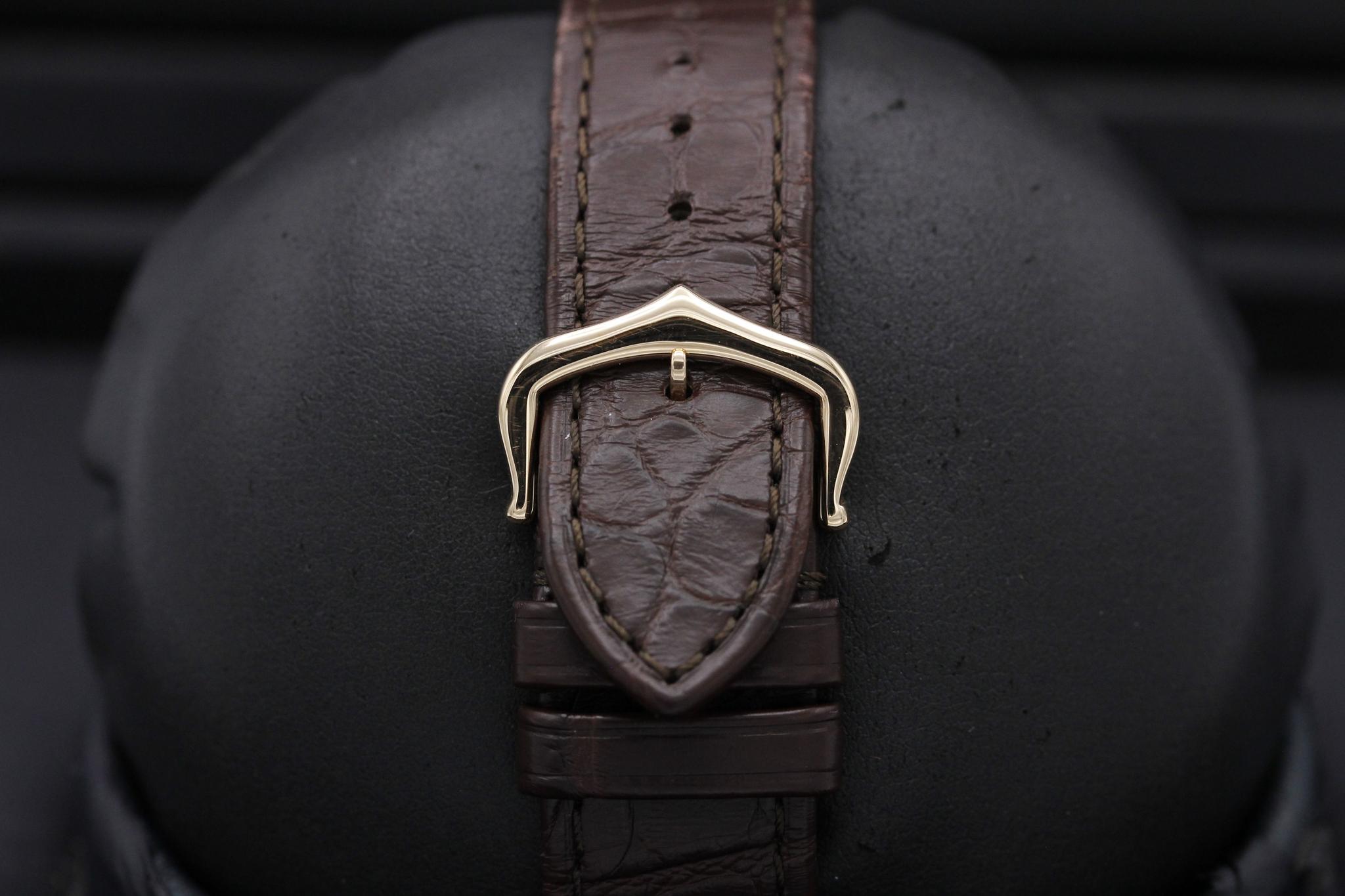 Watch Image 8