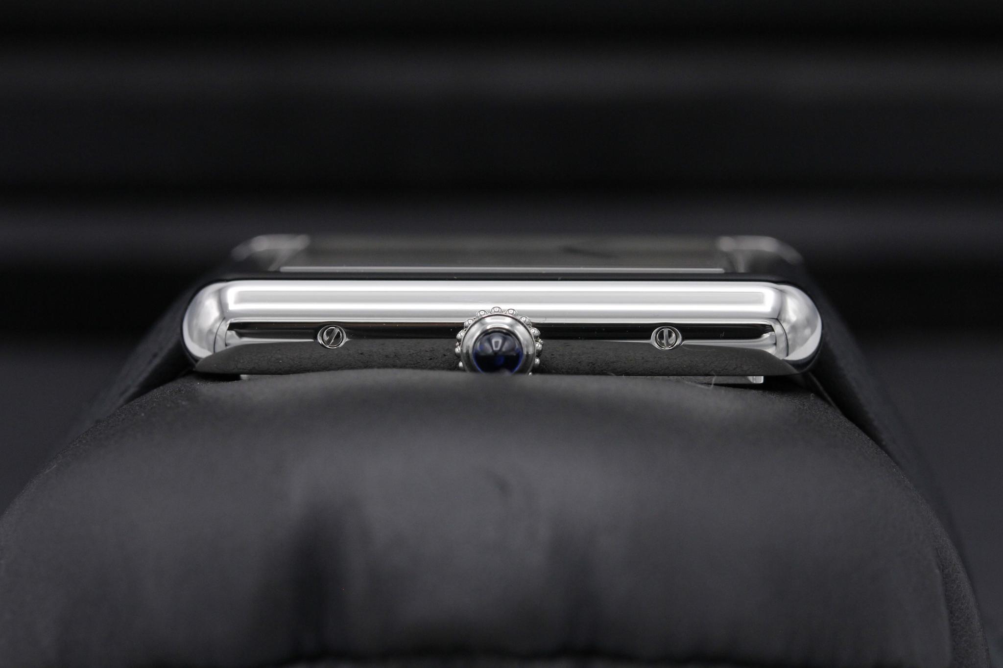 Watch Image 3