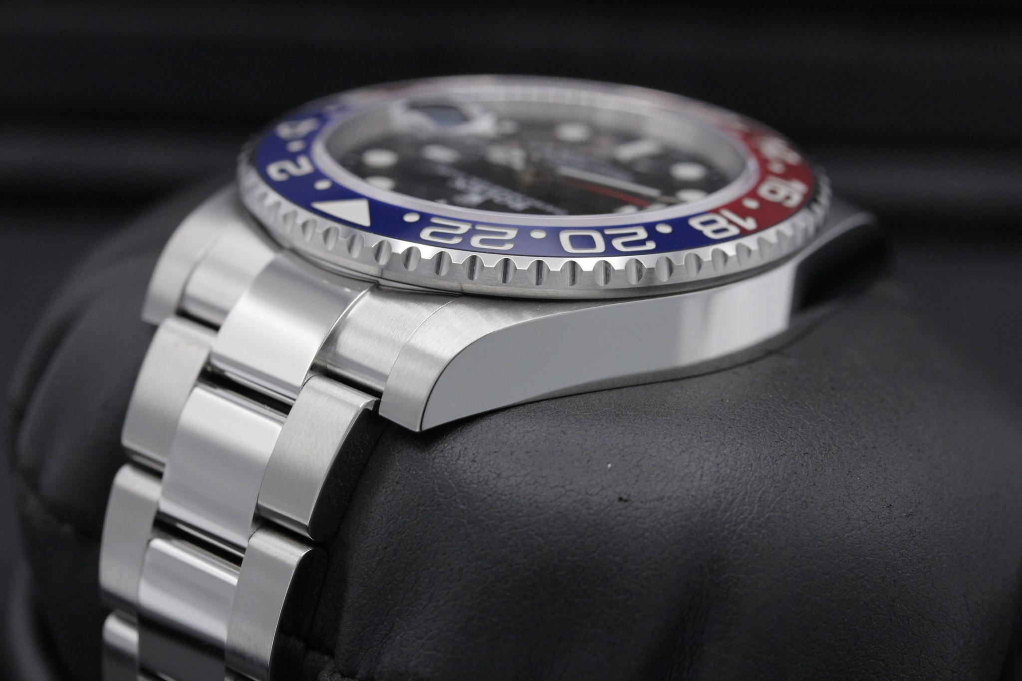 Watch Image 5