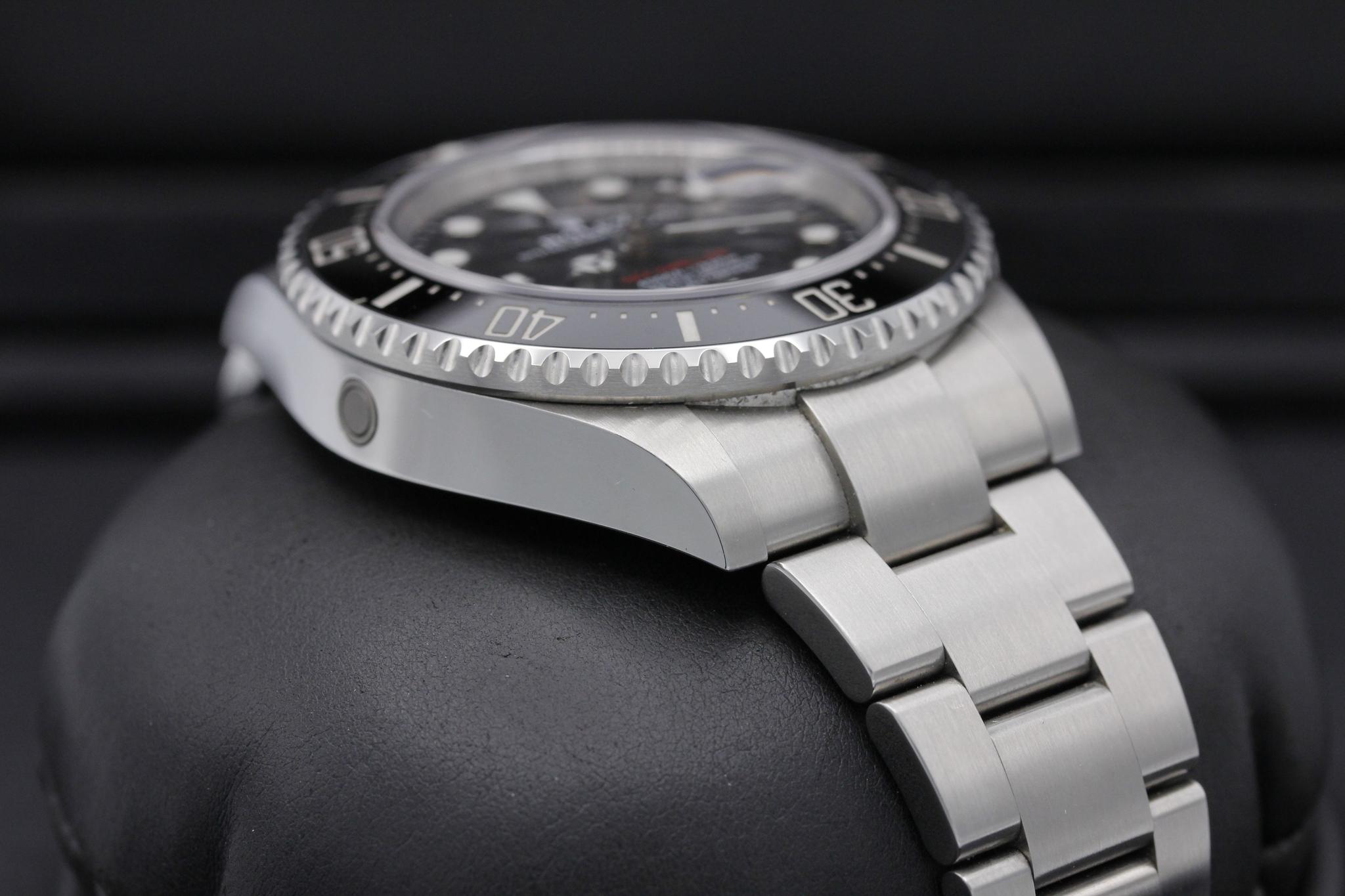 Watch Image 6