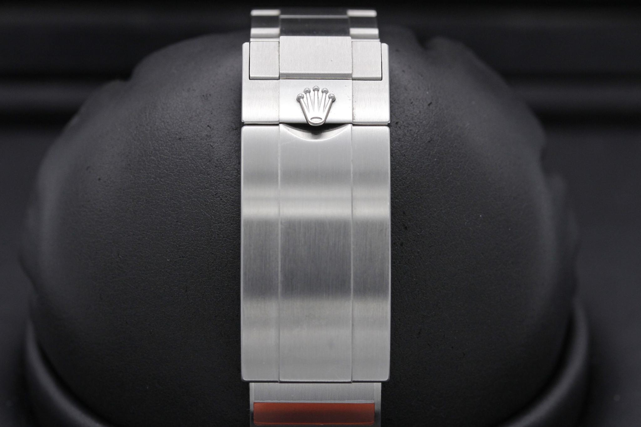 Watch Image 8