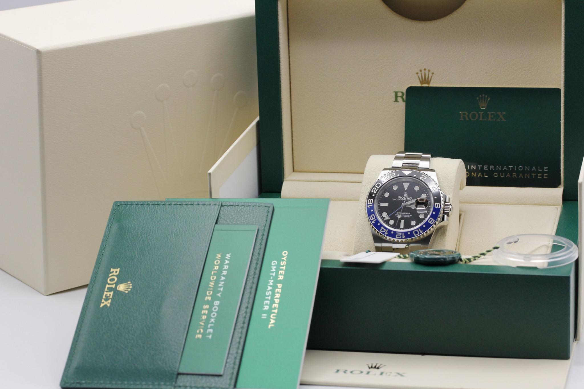 Watch Image 11
