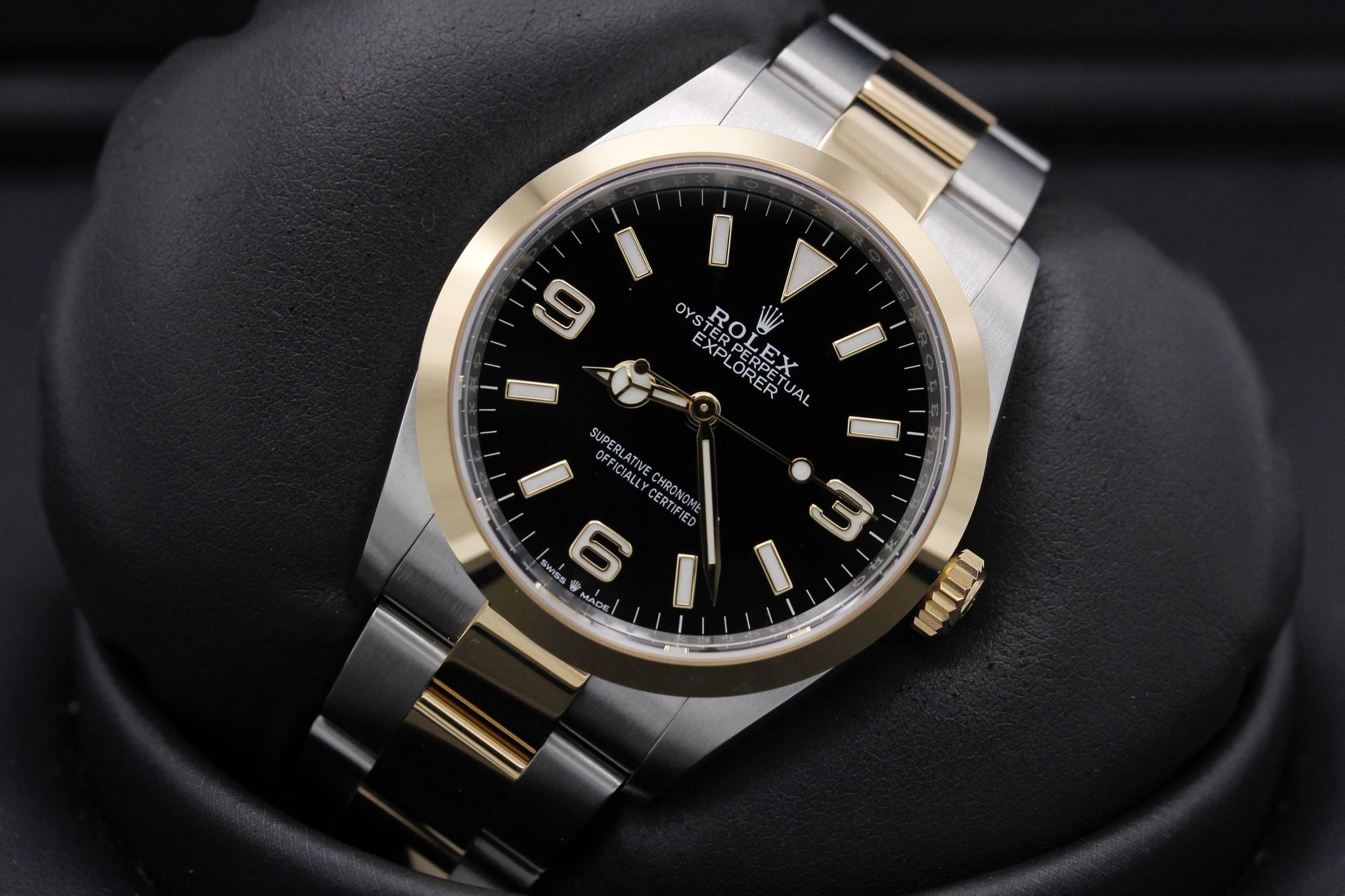 Watch Image 10