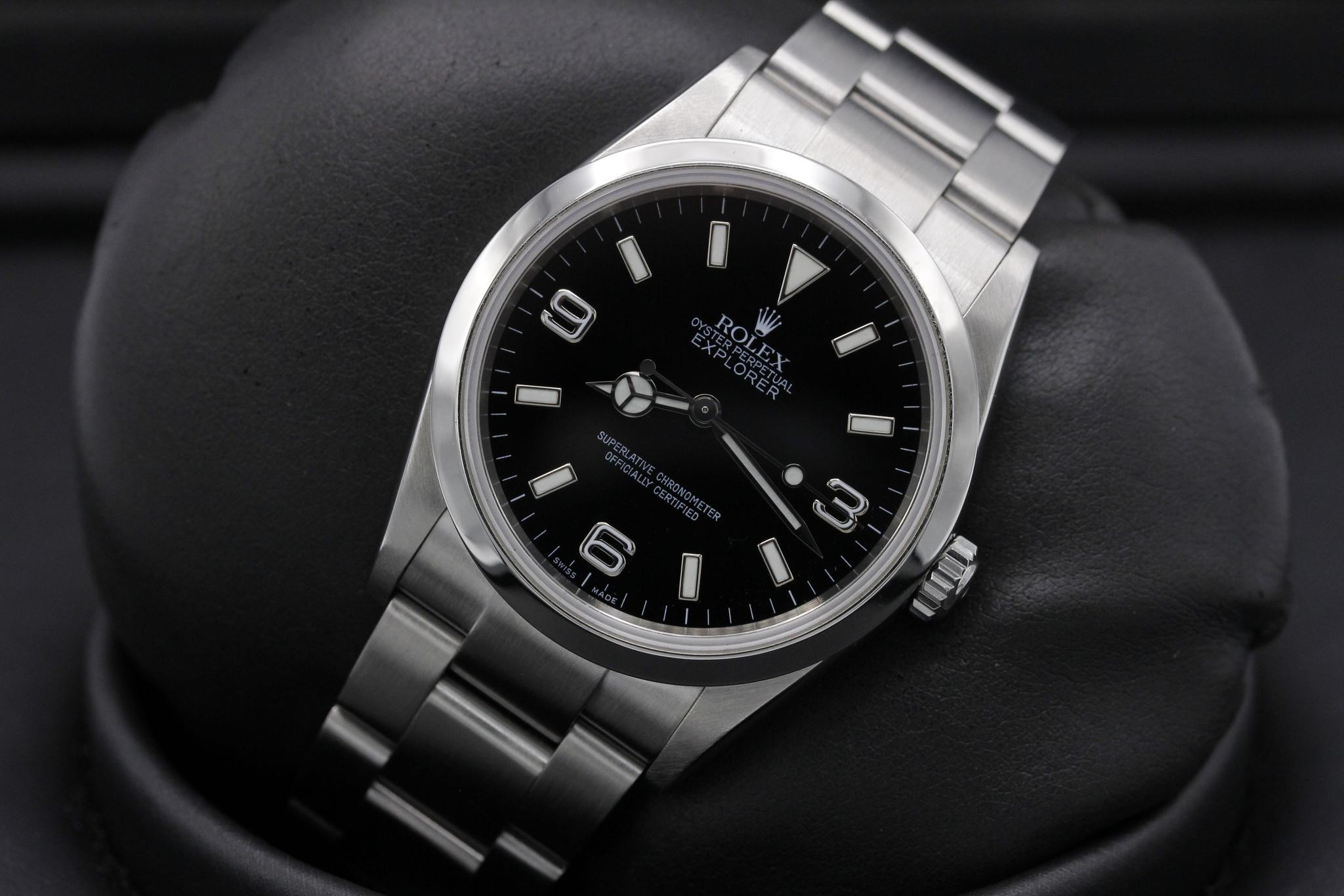Watch Image 10