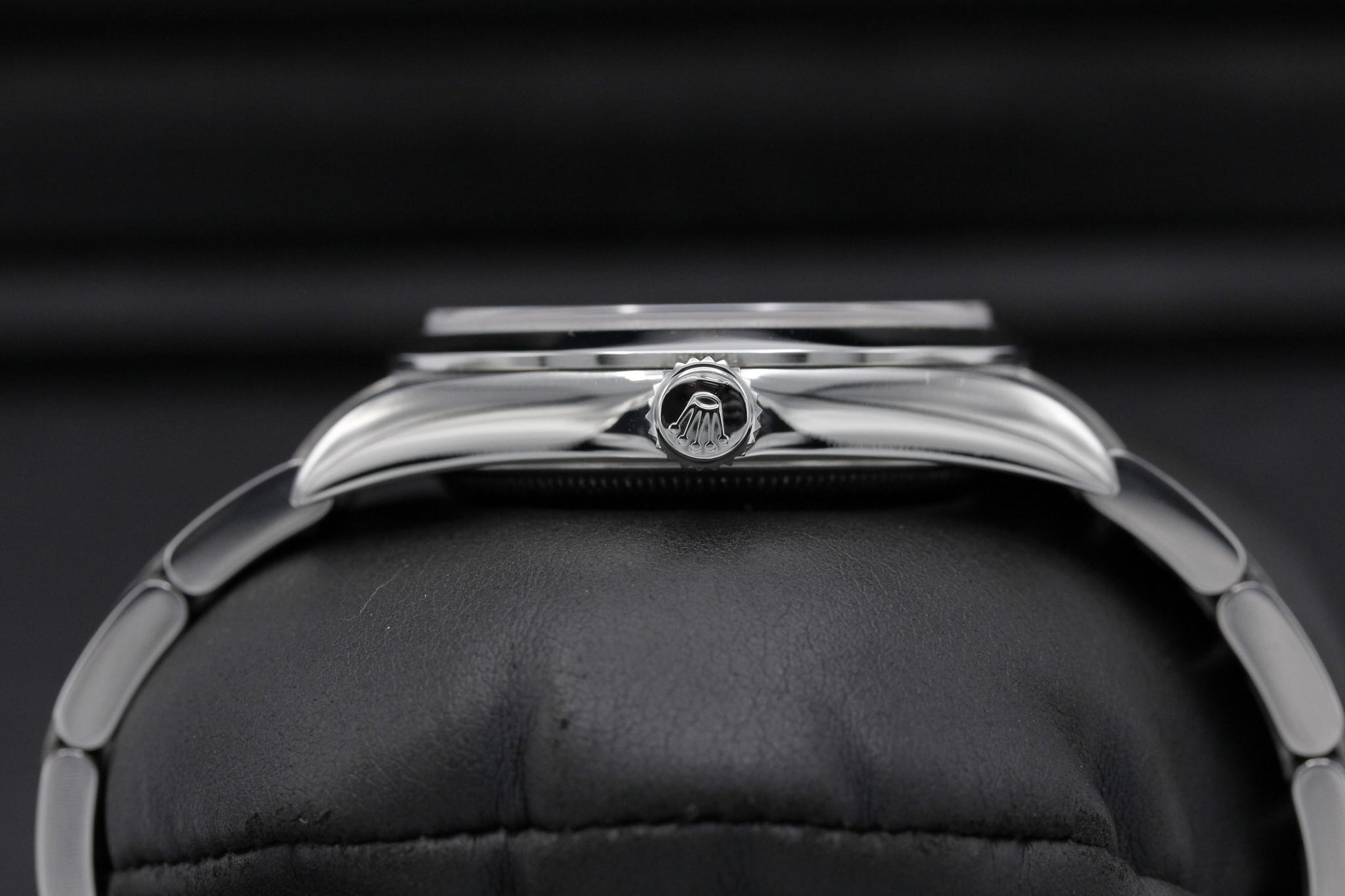 Watch Image 3