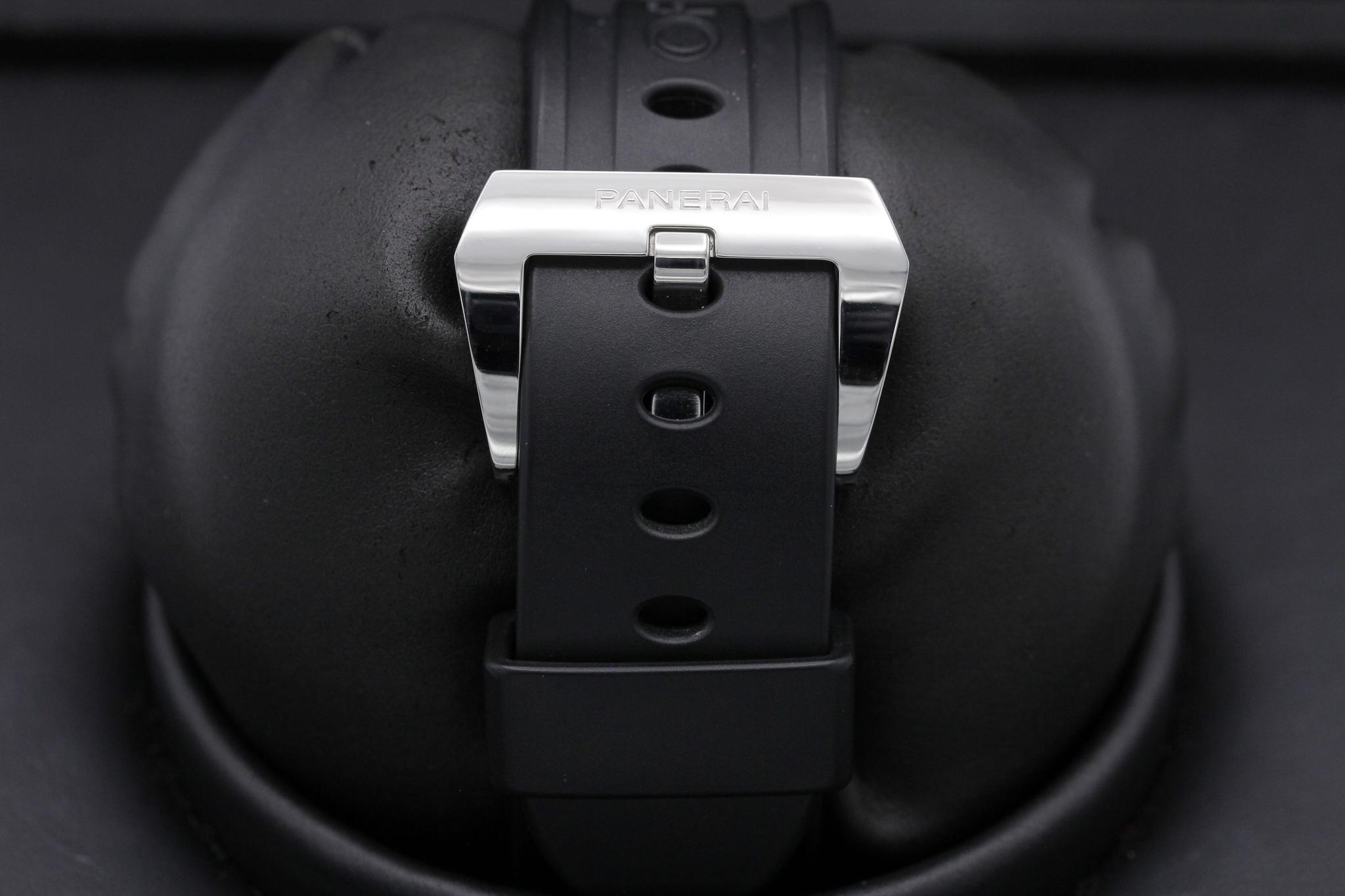 Watch Image 8