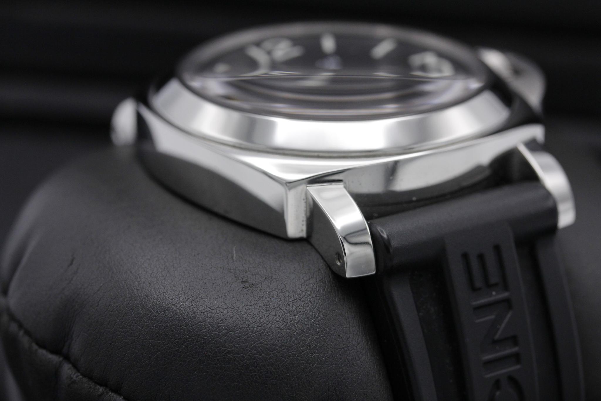 Watch Image 6