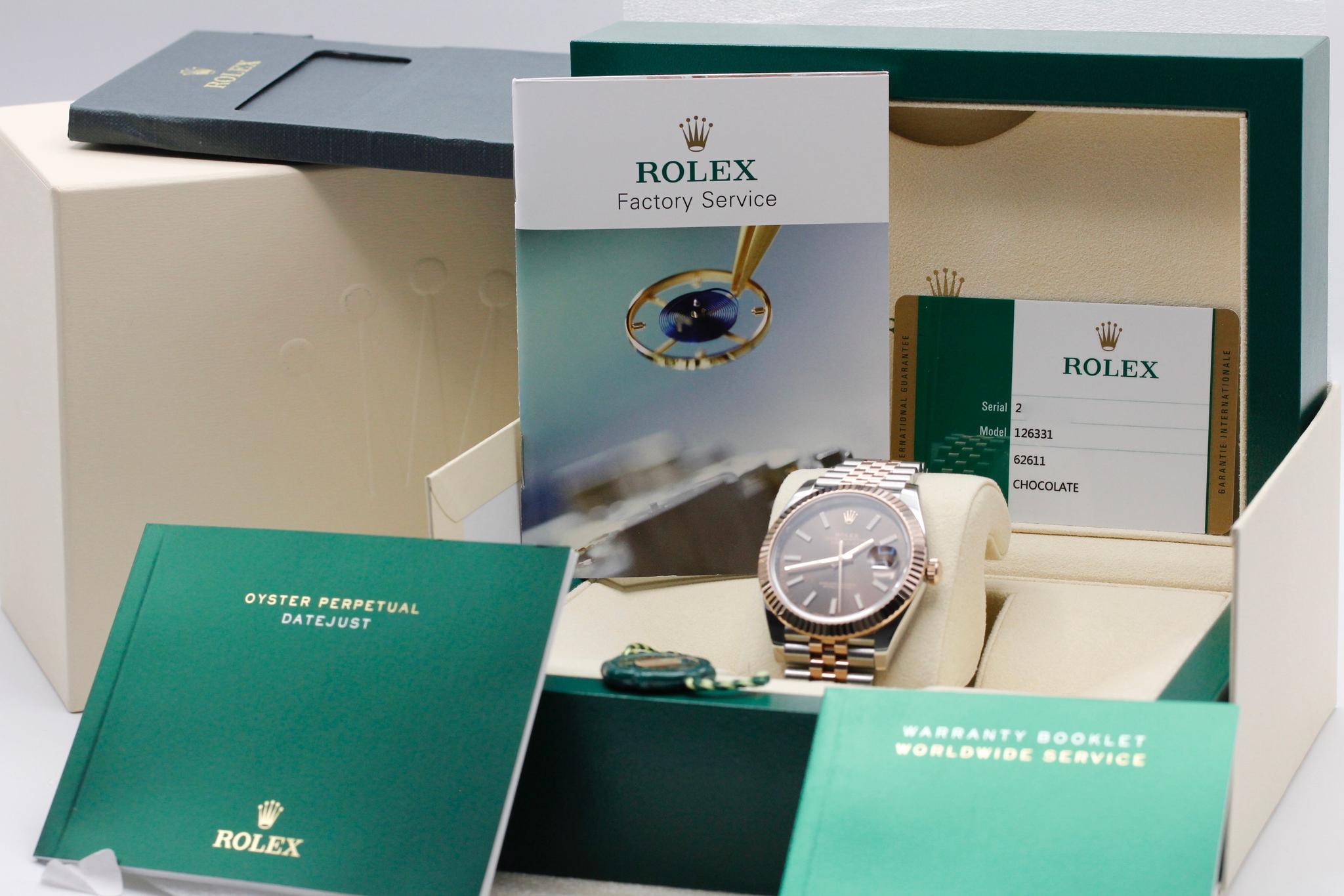 Watch Image 11