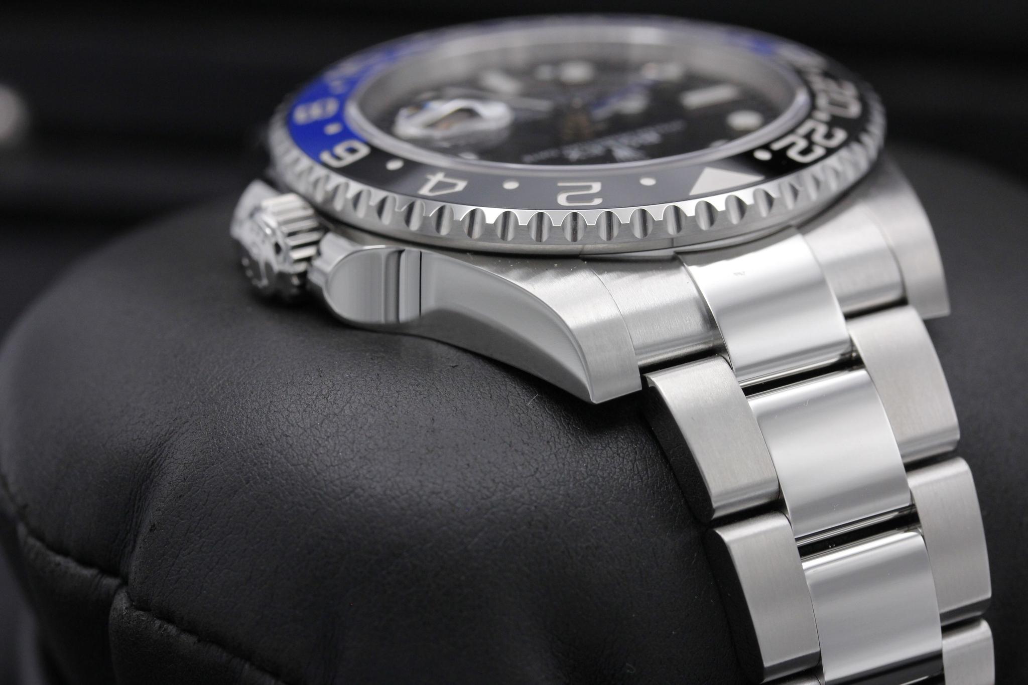 Watch Image 4