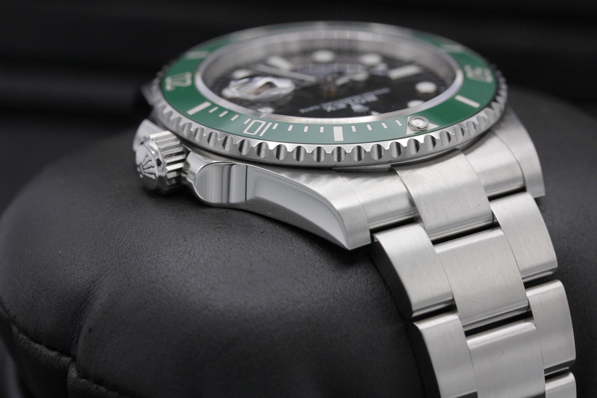 Watch Image 4