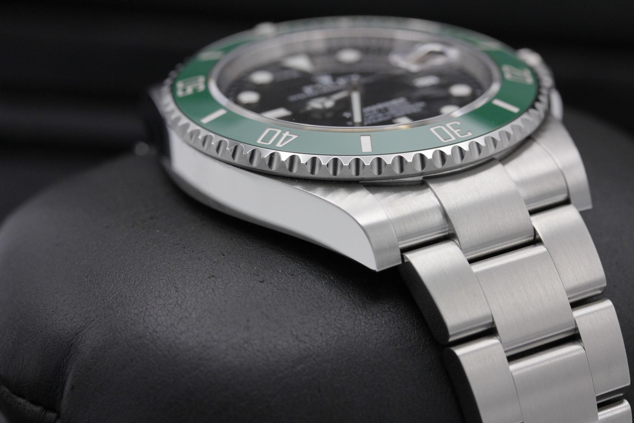 Watch Image 6